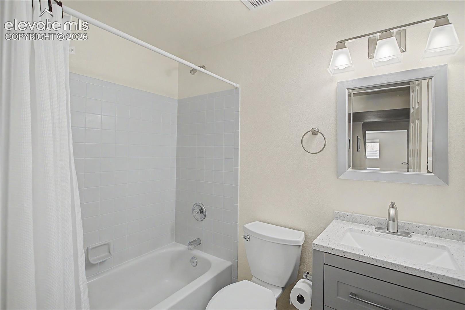 Full bath in basement