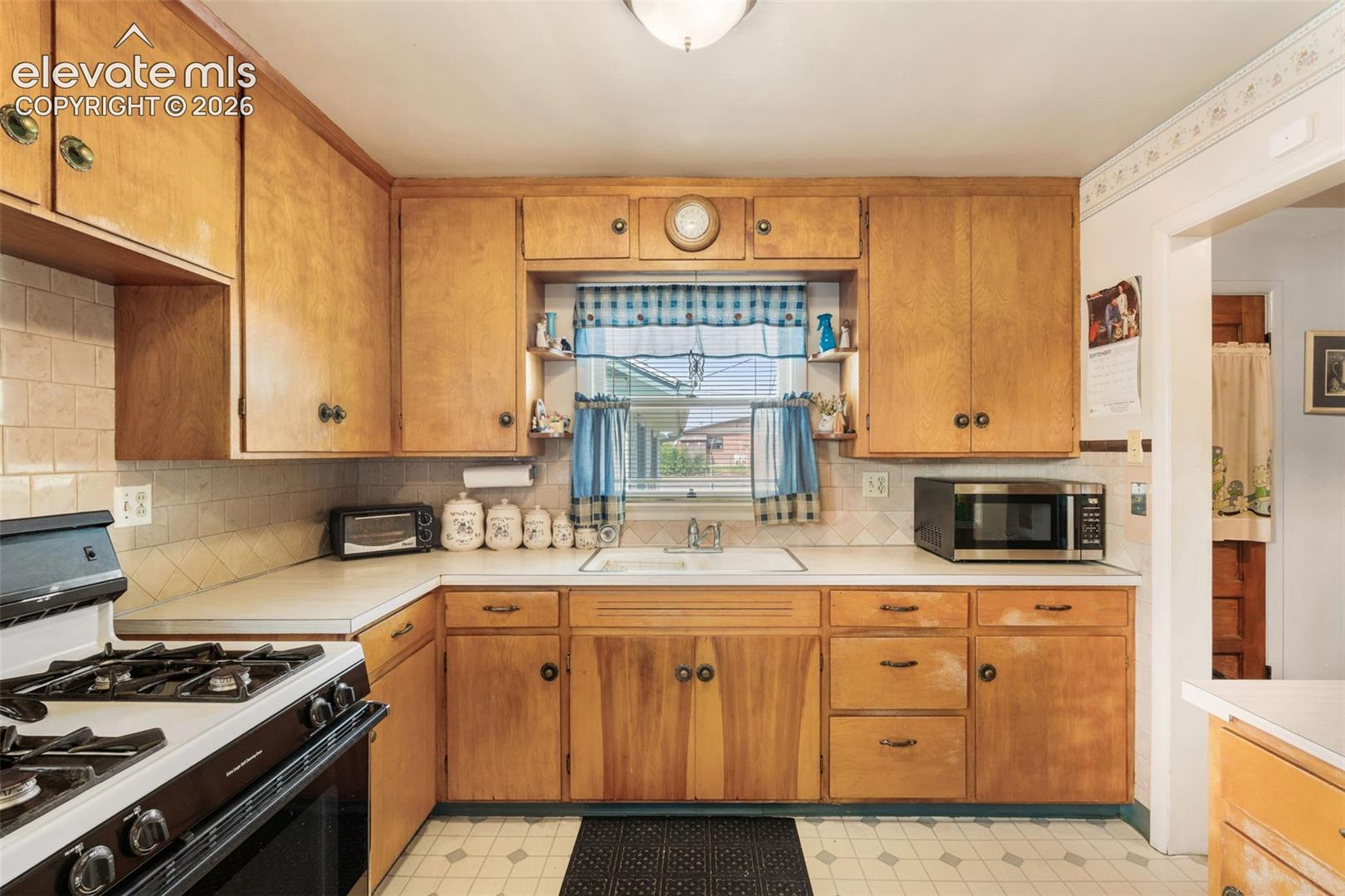 Photo 12 of 1119 Belmont Avenue, Pueblo