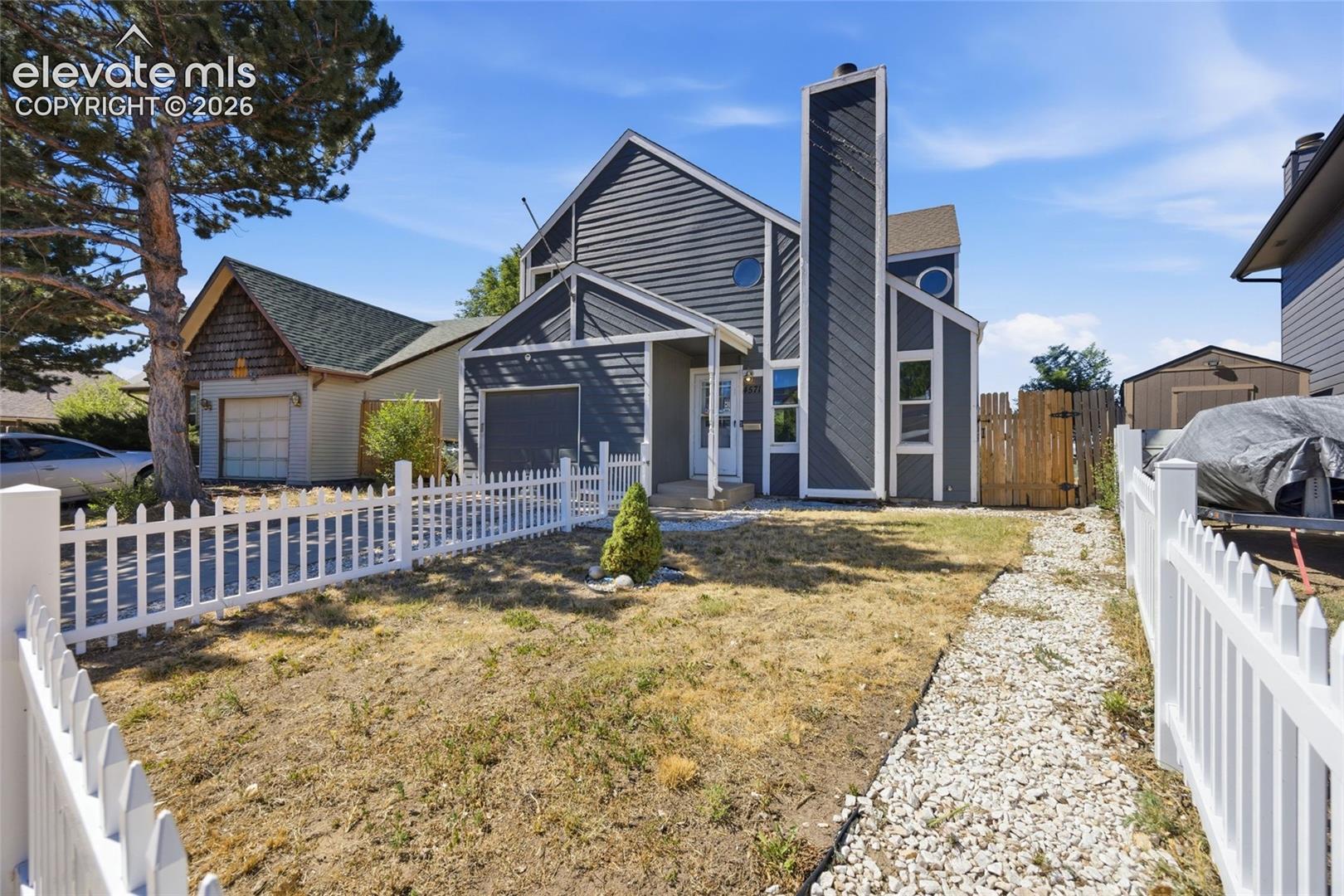 4571 Sunnyhill Dr, Colorado Springs, CO 80916