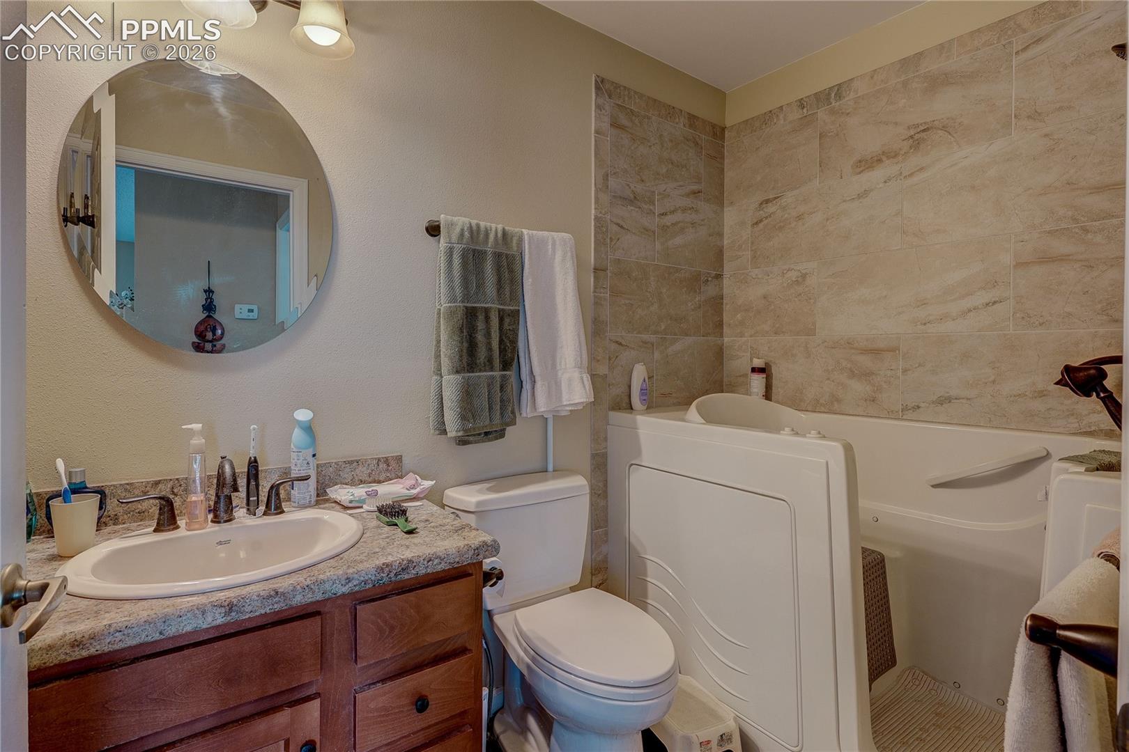 Photo 4 of 2588 Patriot Heights, Colorado Springs