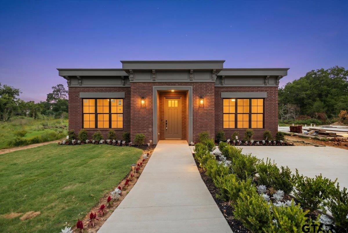Featured Homes For You