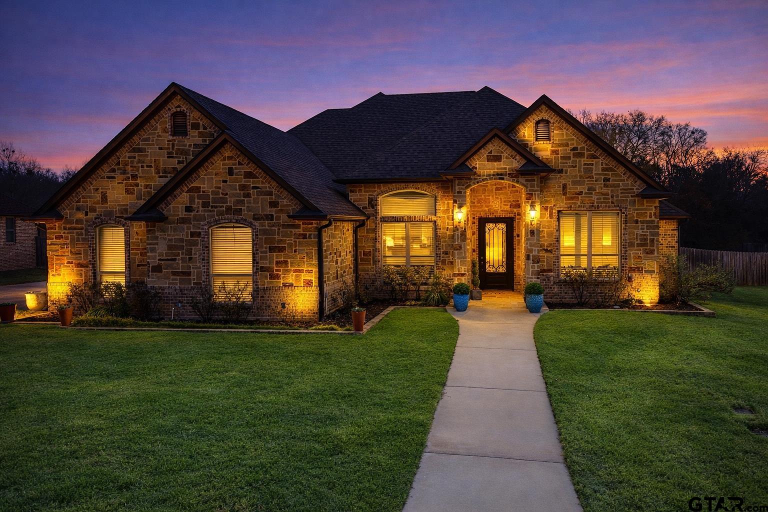 Featured Homes For You Featured Homes For You