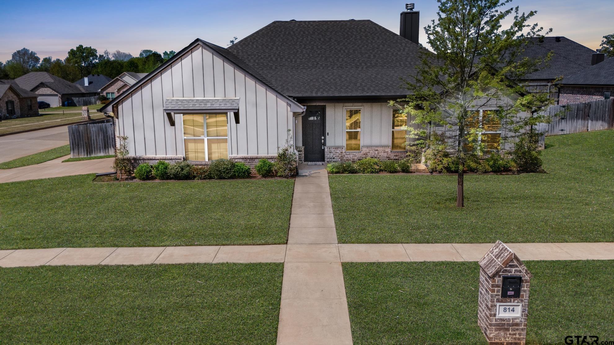 Featured Homes For You Featured Homes For You