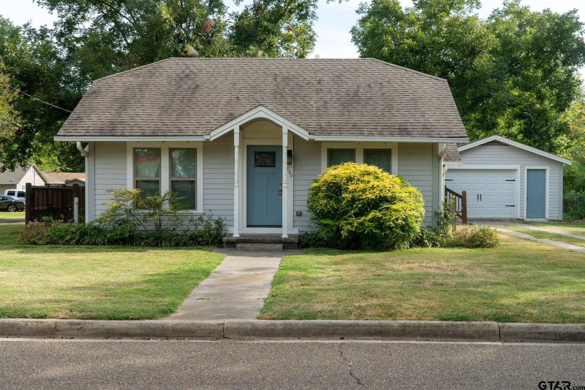 FEATURED LISTINGS