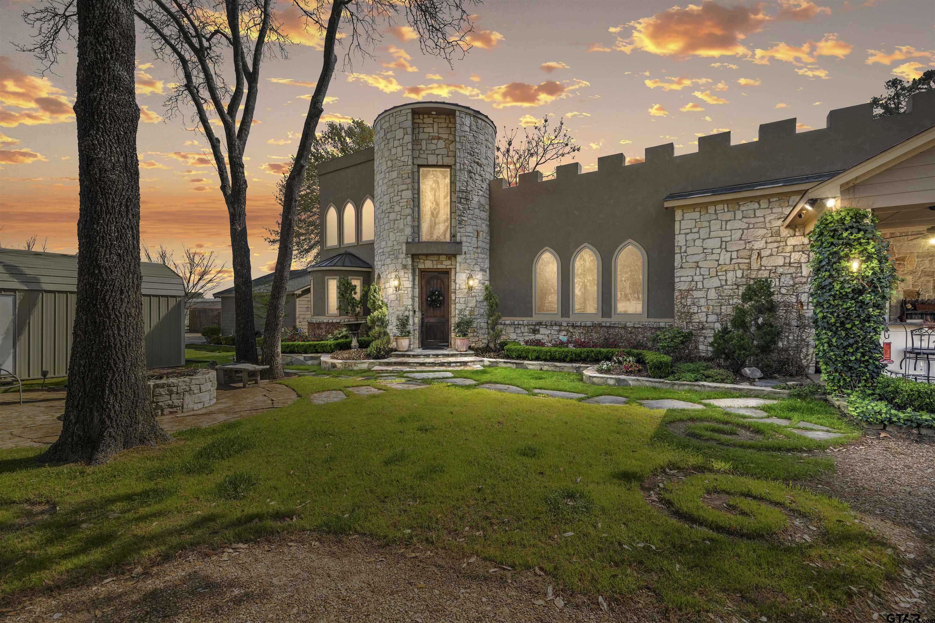 Featured Homes For You Featured Homes For You