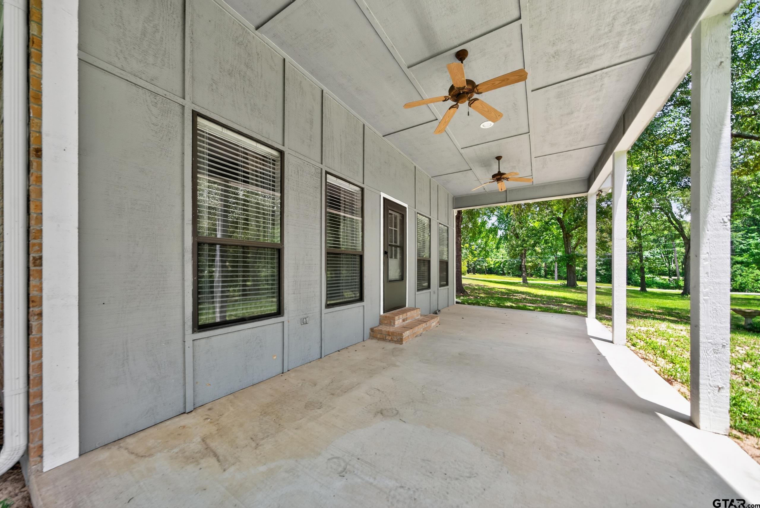 16209 Live Oak Street, Tyler, TX 75707 16209 Live Oak Street, Tyler, TX 75707