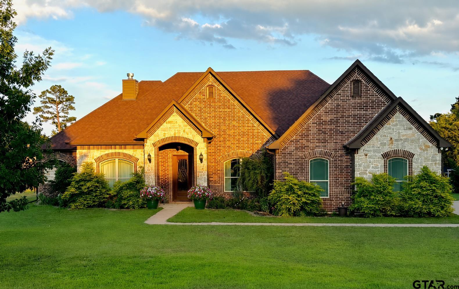 Featured Homes For You