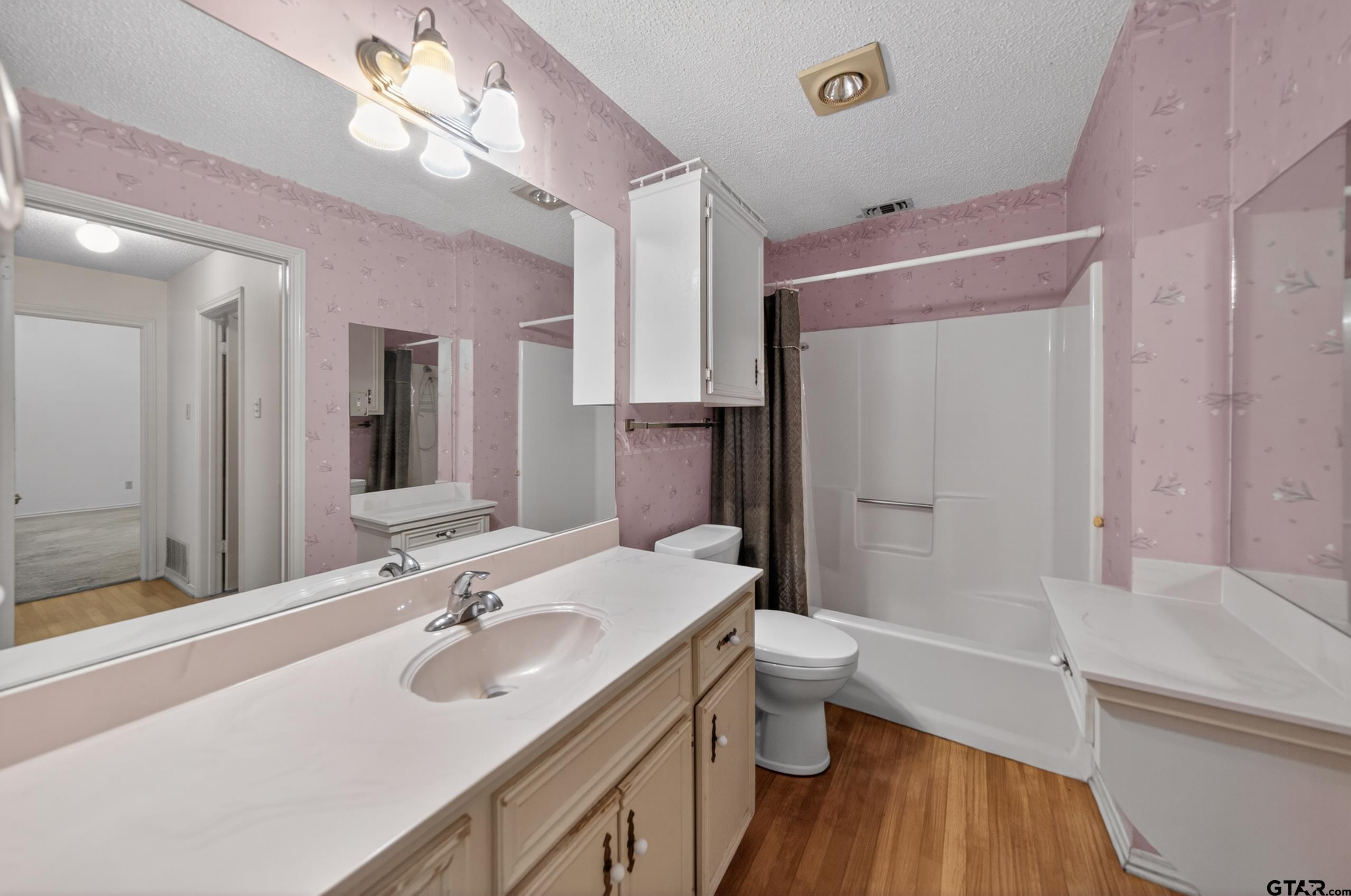 16209 Live Oak Street, Tyler, TX 75707 16209 Live Oak Street, Tyler, TX 75707