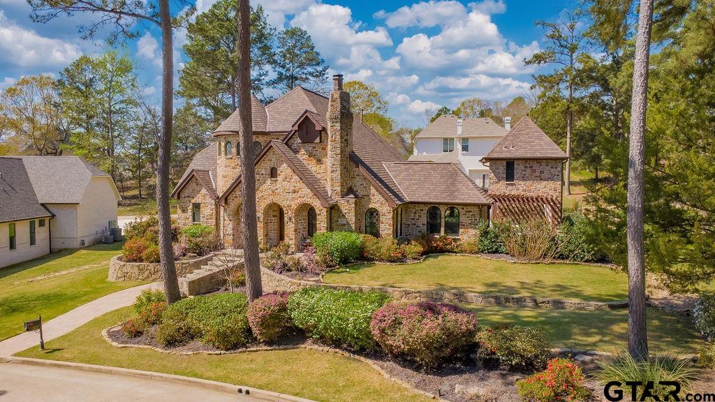 Featured Homes For You Featured Homes For You
