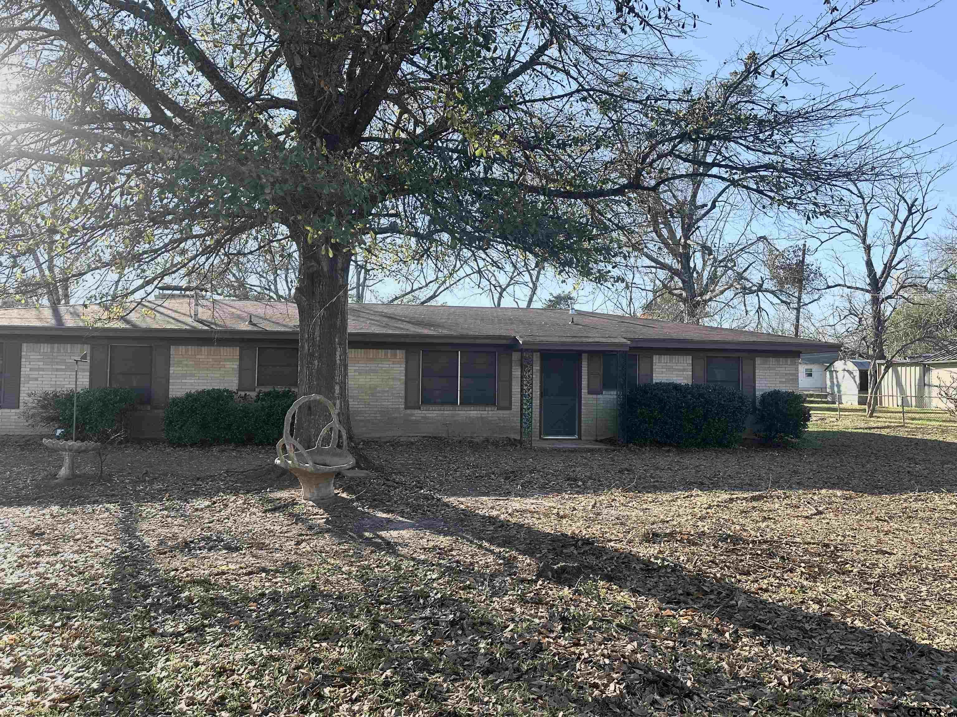 FEATURED LISTINGS FEATURED LISTINGS