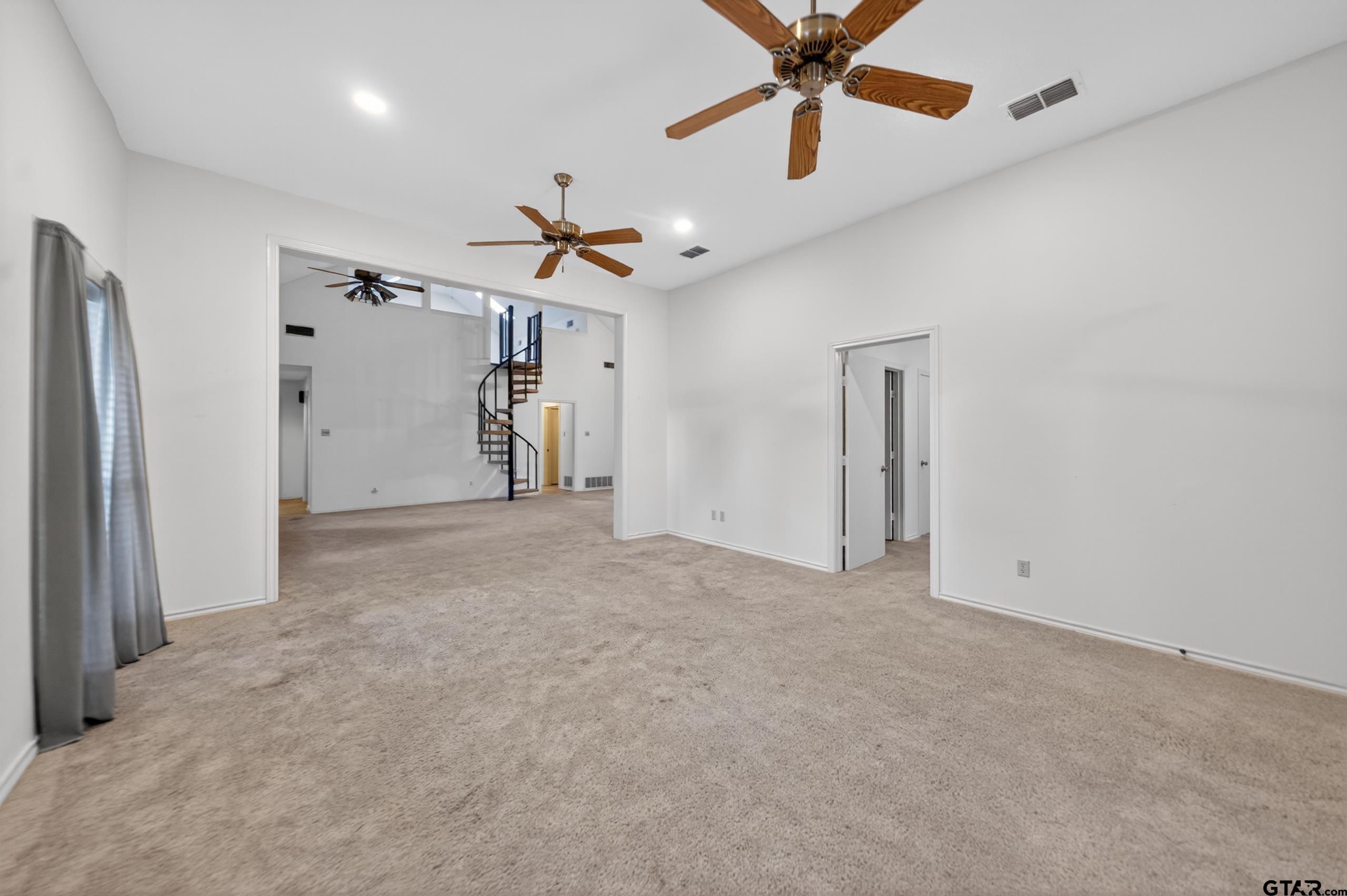 16209 Live Oak Street, Tyler, TX 75707 16209 Live Oak Street, Tyler, TX 75707