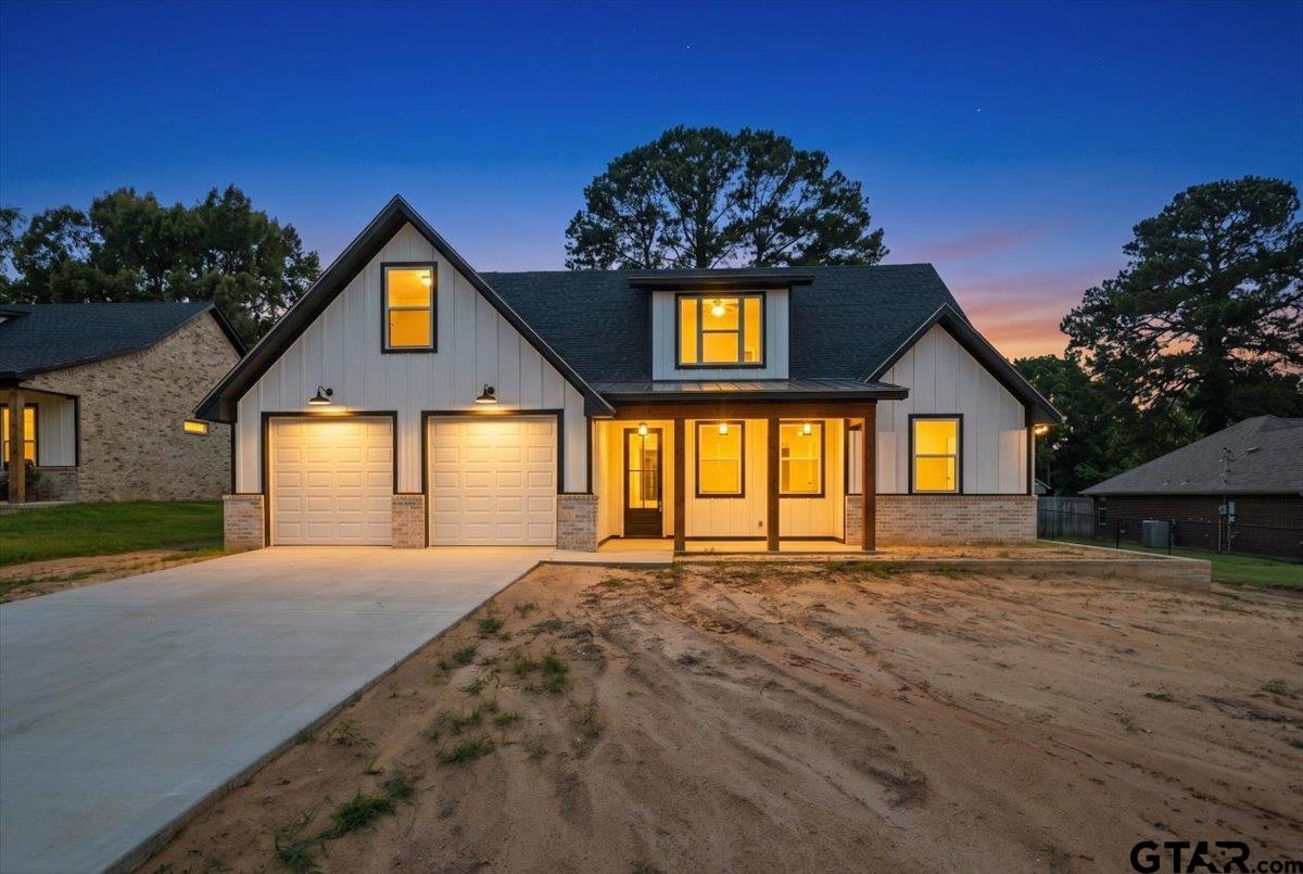 FEATURED LISTINGS FEATURED LISTINGS