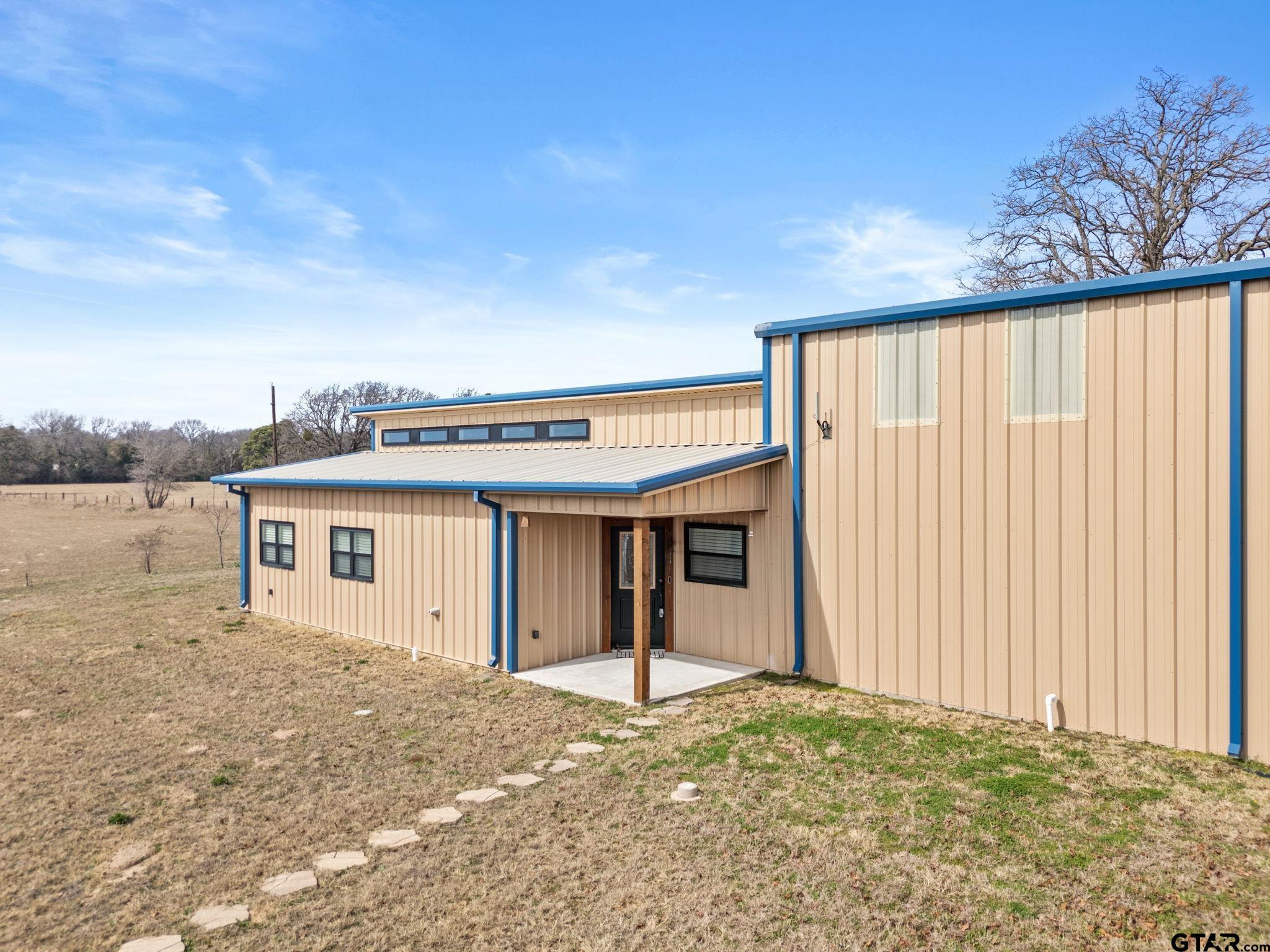 MLS 26002356