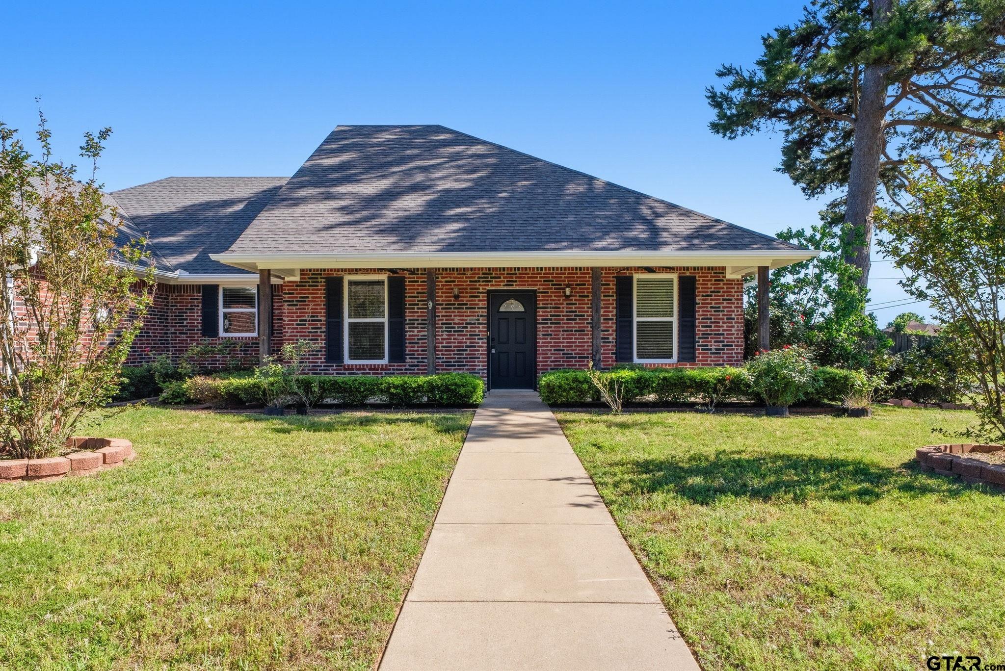 Featured Homes For You