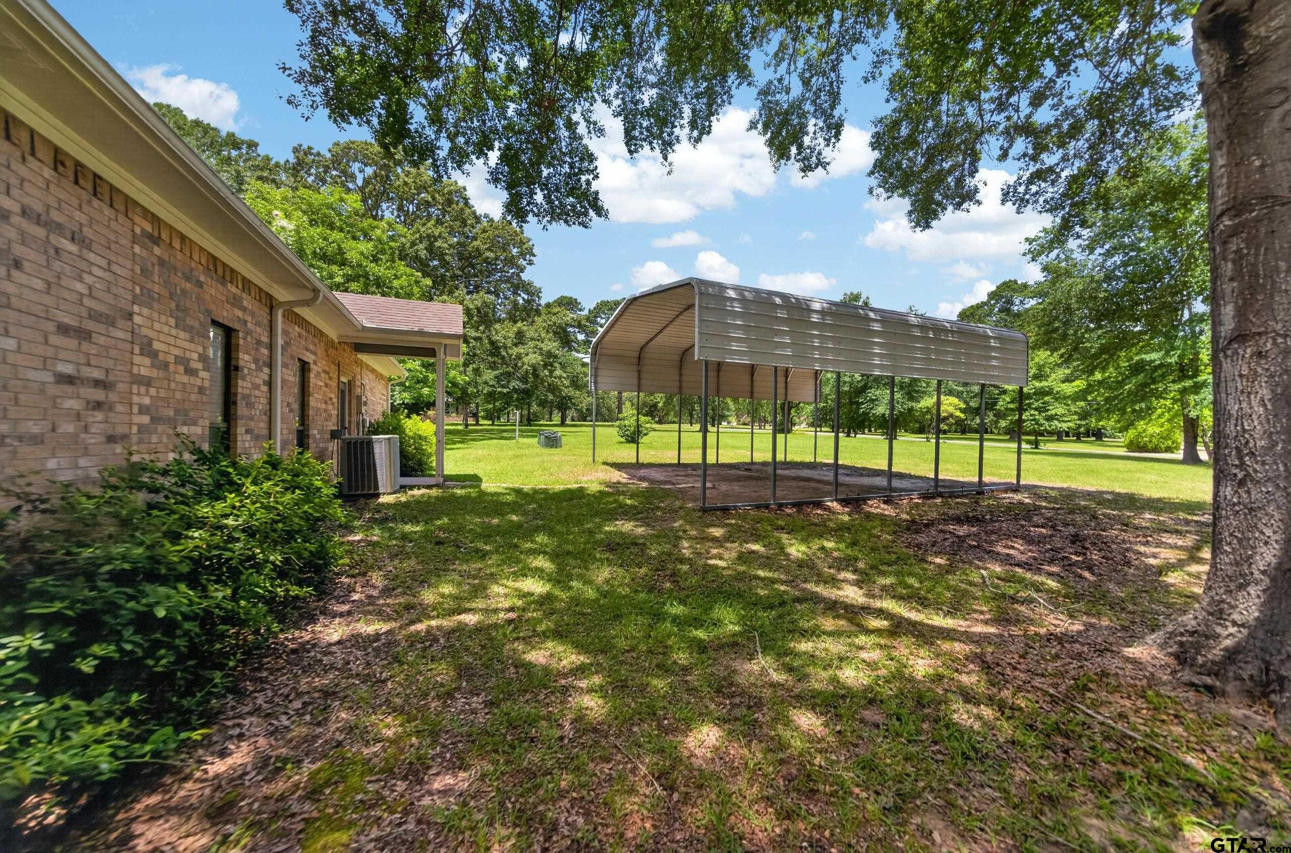 16209 Live Oak Street, Tyler, TX 75707 16209 Live Oak Street, Tyler, TX 75707