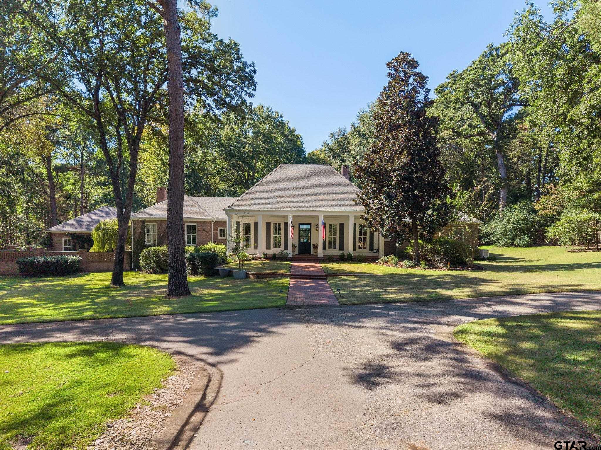 18105 Deer Trail