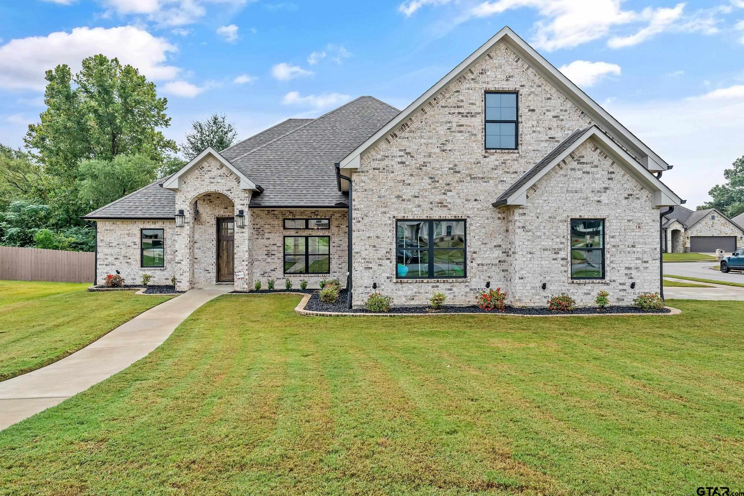Featured Homes For You Featured Homes For You