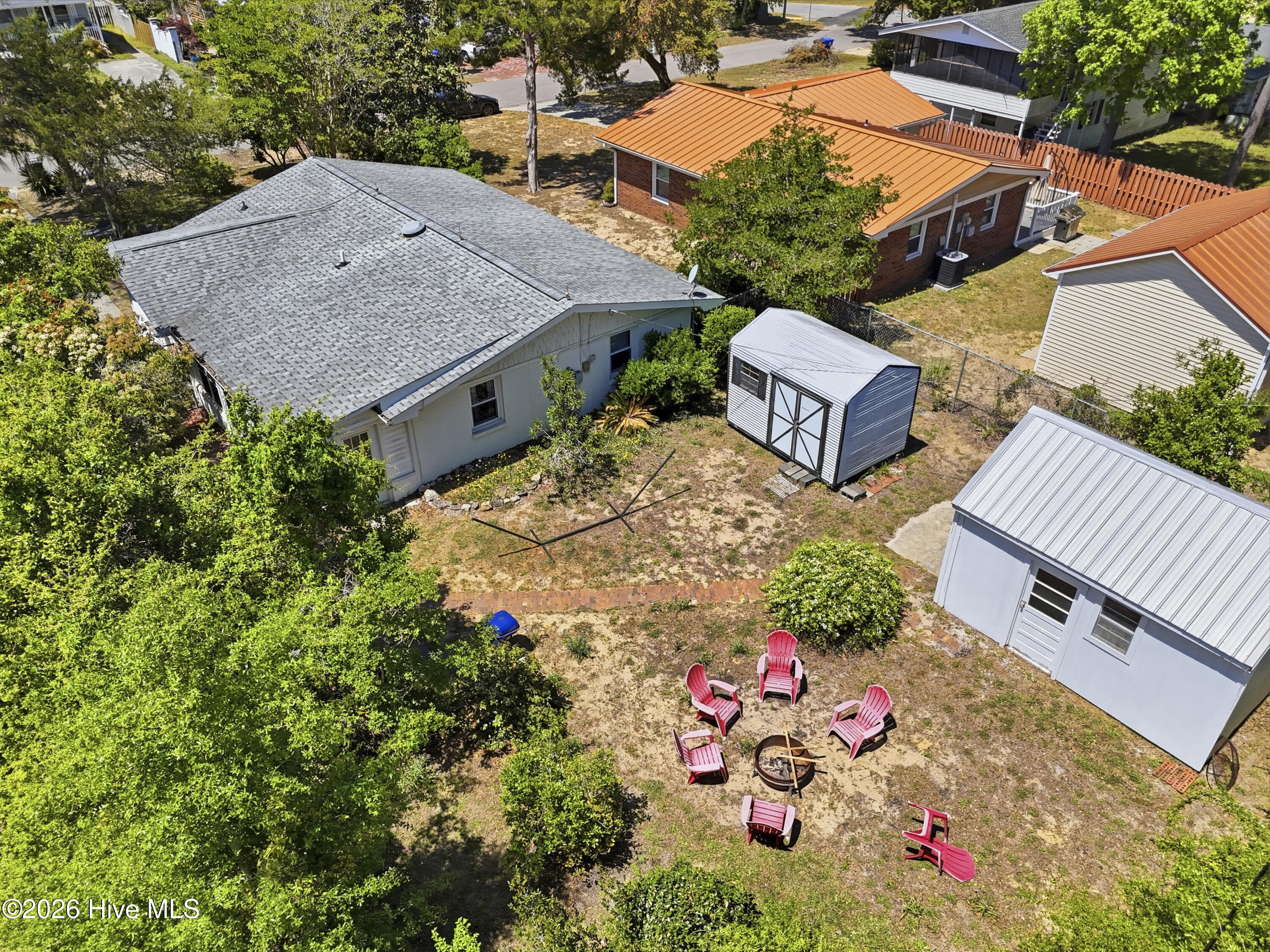 100569665 | Photo 22