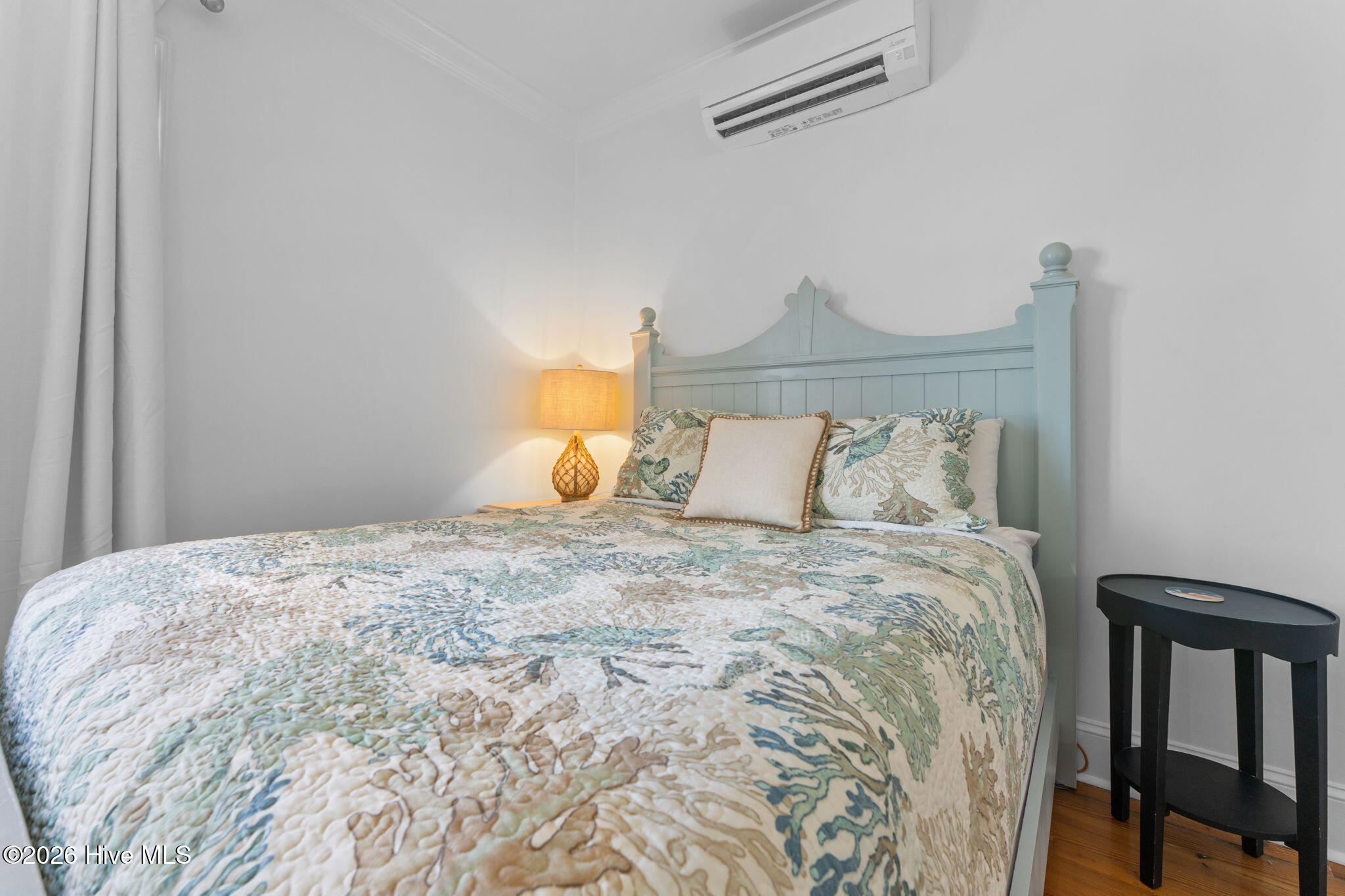 100560086 | Photo 34