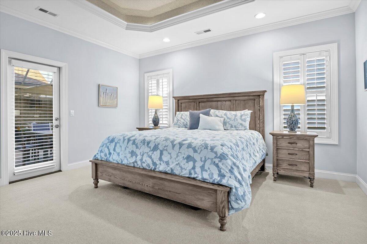 100545391 | Photo 18