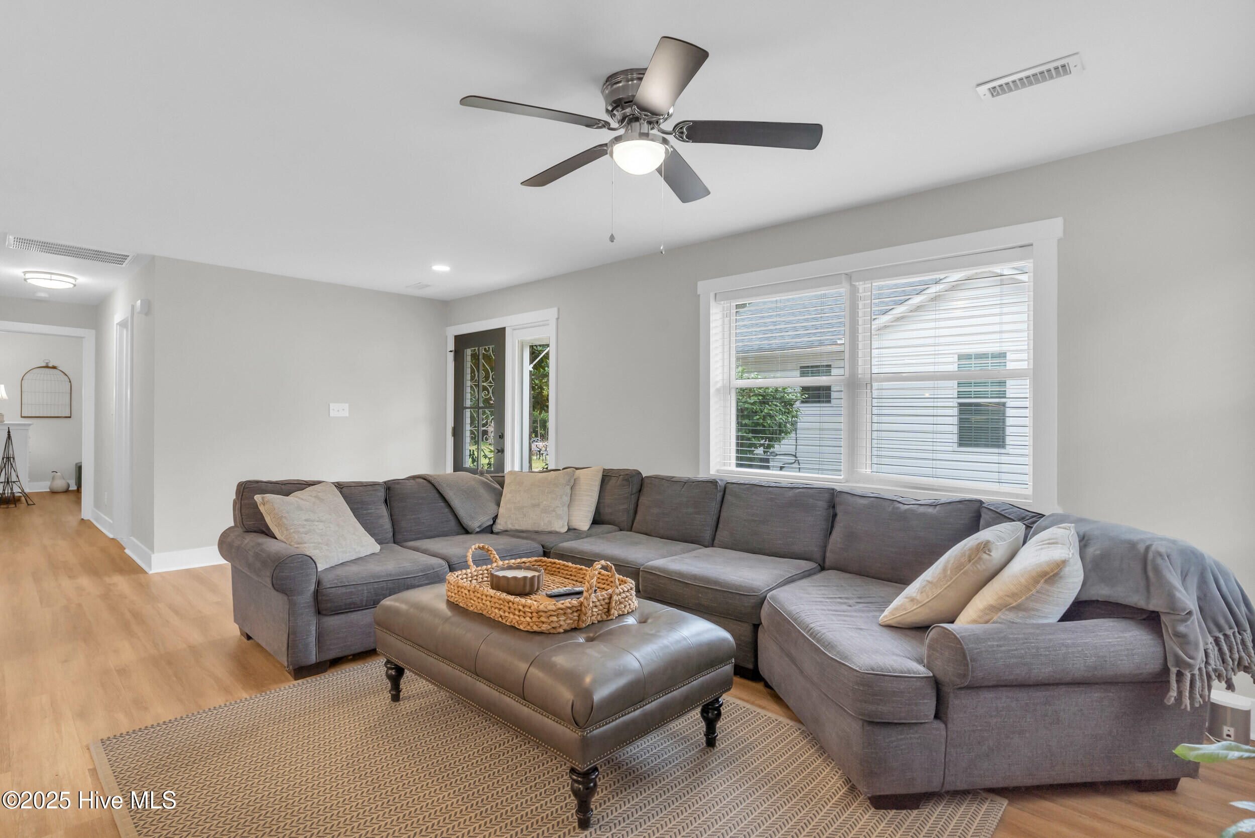 8_6046 shiloh dr-0008