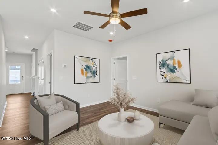 4123 Balboa Avenue, Leland, NC 28451 – photo 5: Family room