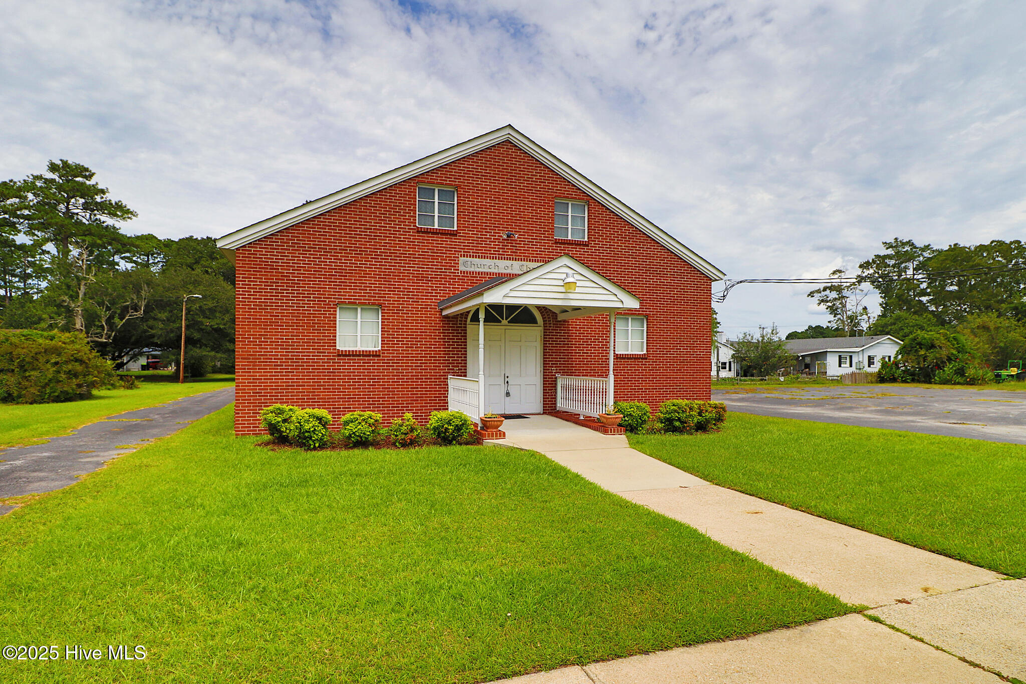 2101 S Lakeview Drive,Newport