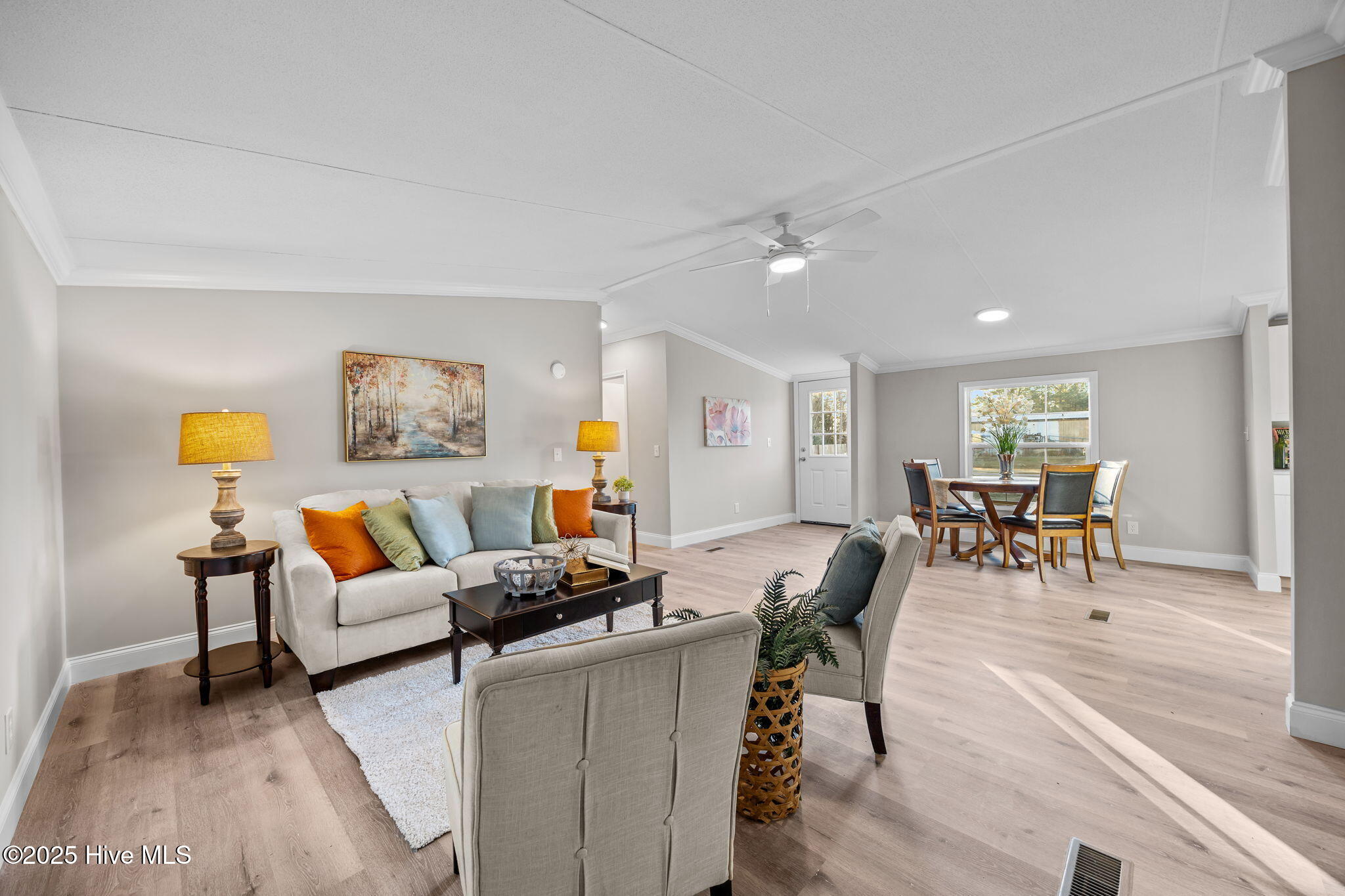 100546418 | Photo 14