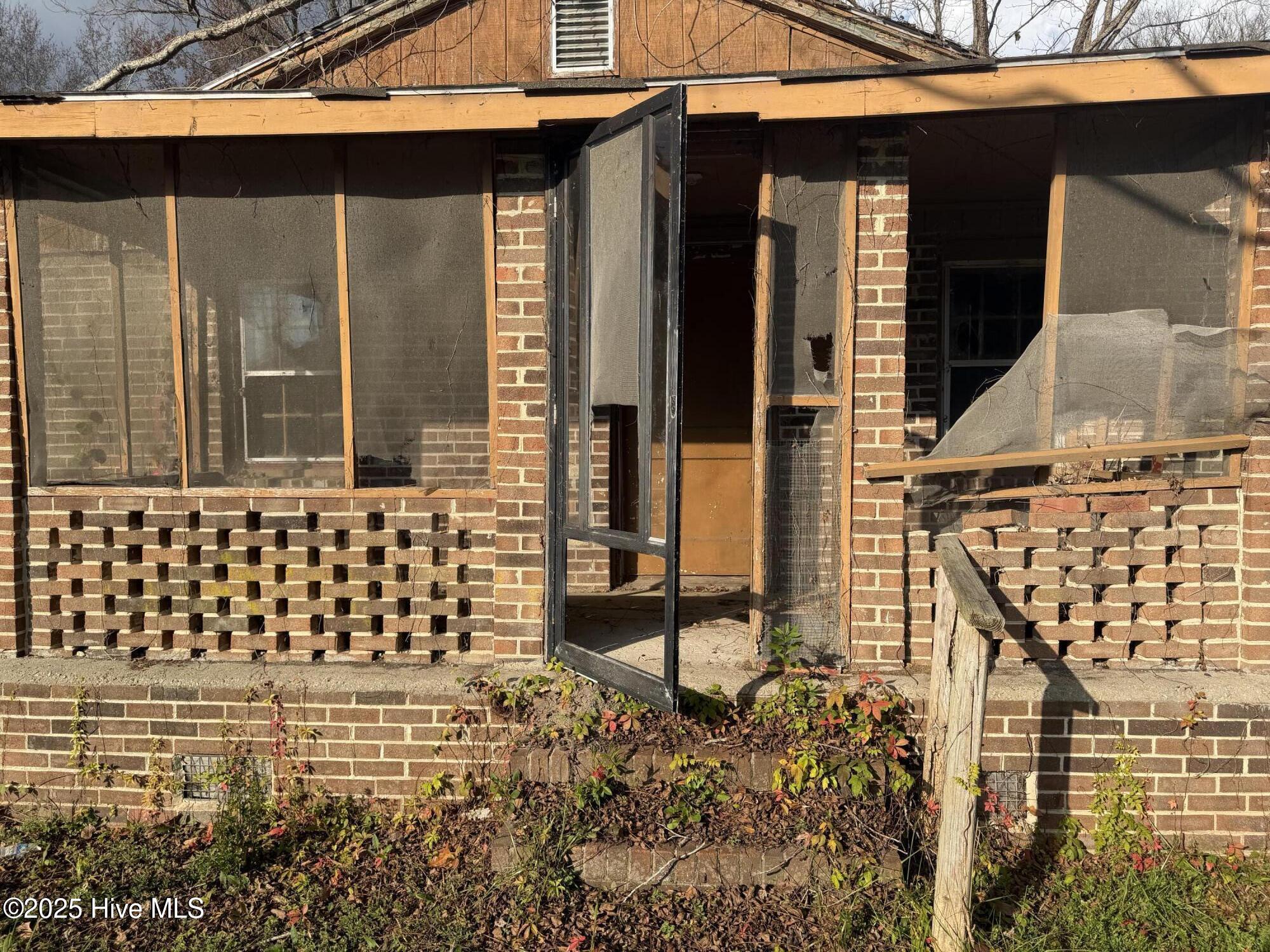 Homes for sale in Plymouth, NC | 413 Brinkley Ave, Plymouth, NC 27962 | MLS# 100543923