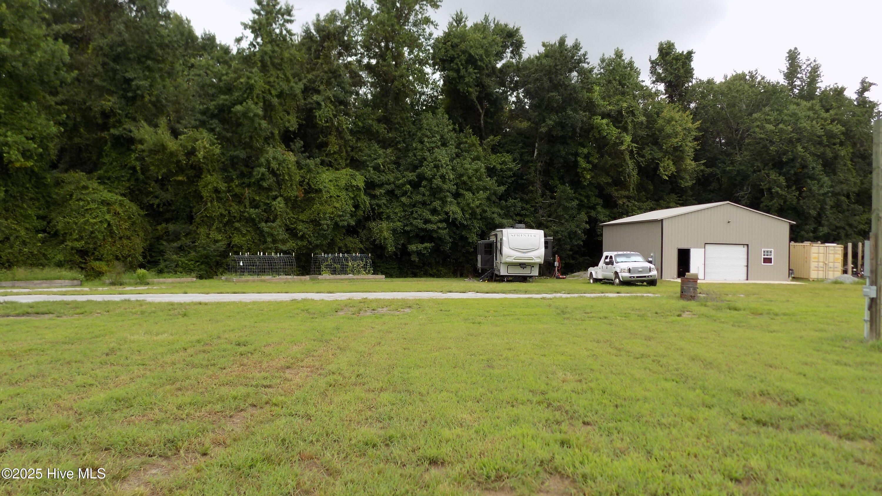 1560 White Oak River Road,Maysville