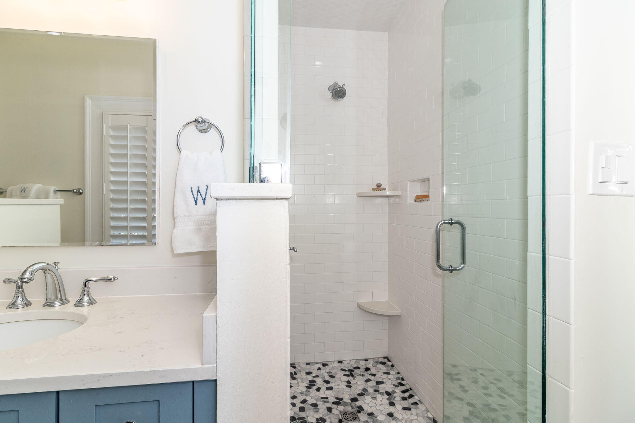 49-web-or-mls-2421 WALTON WAY ©-4142