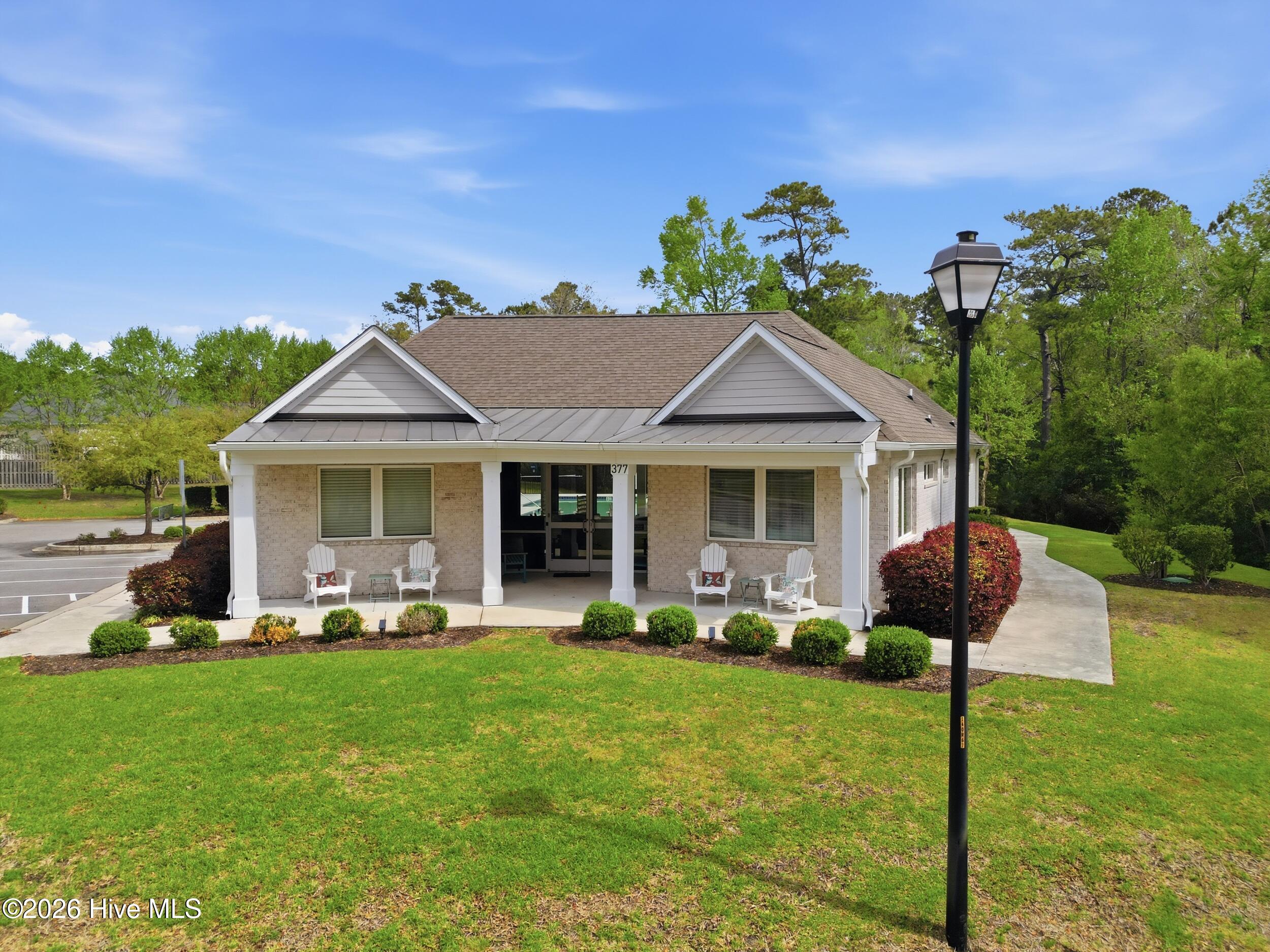 100565388 | Photo 77