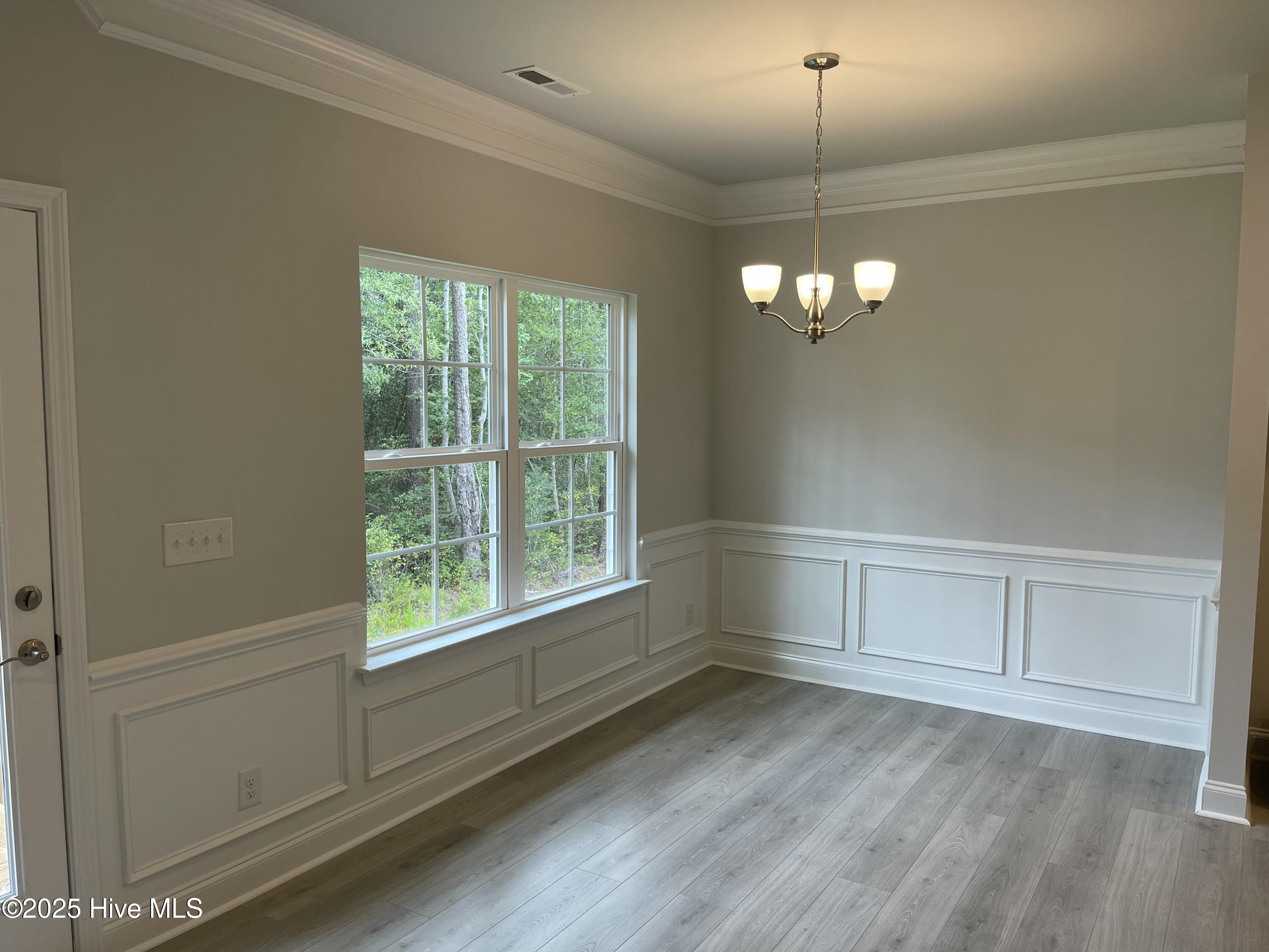 100514580 | Photo 19