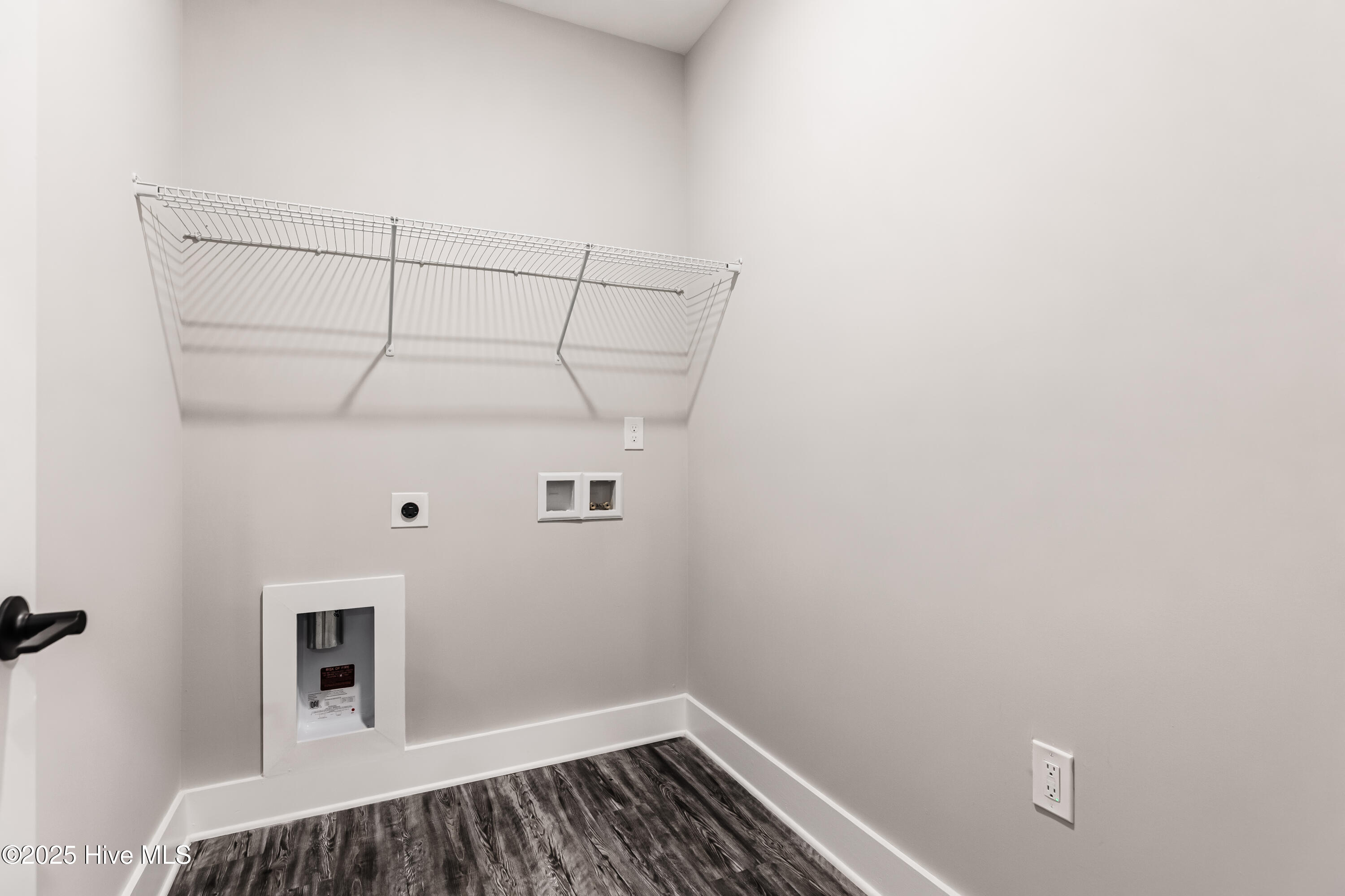 100529364 | Photo 30