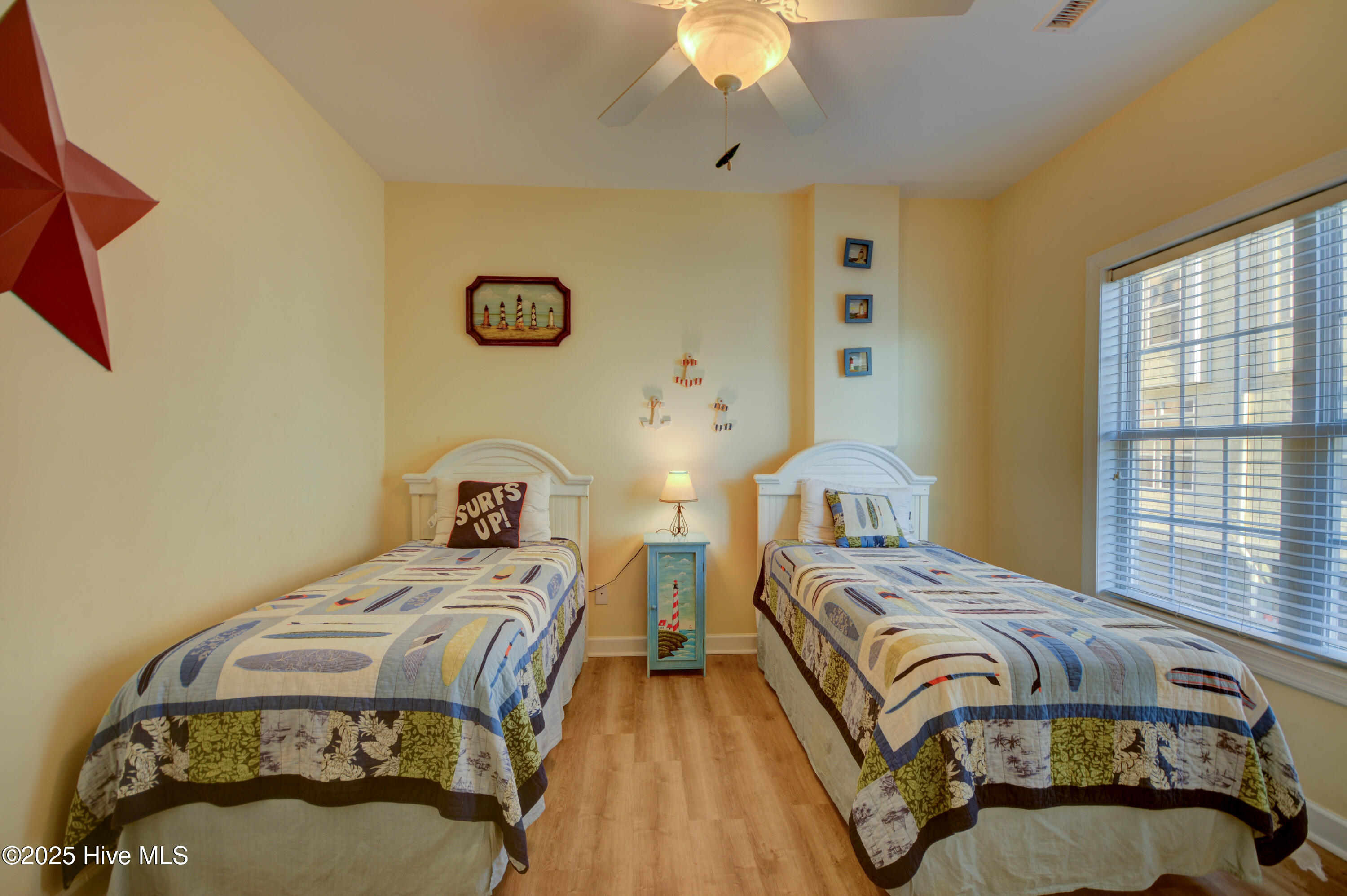 100500481 | Photo 11