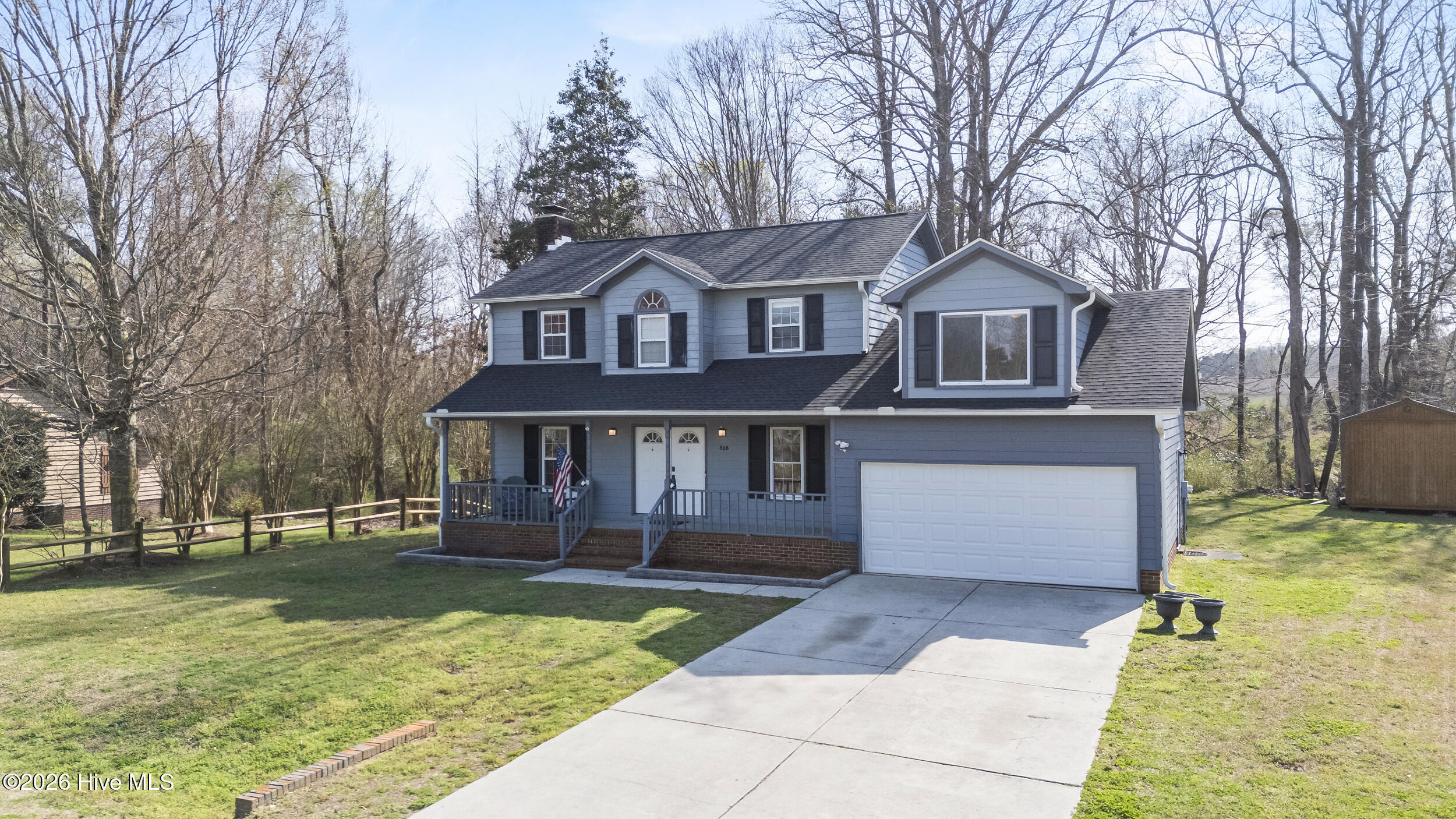 100560649 | Photo 47