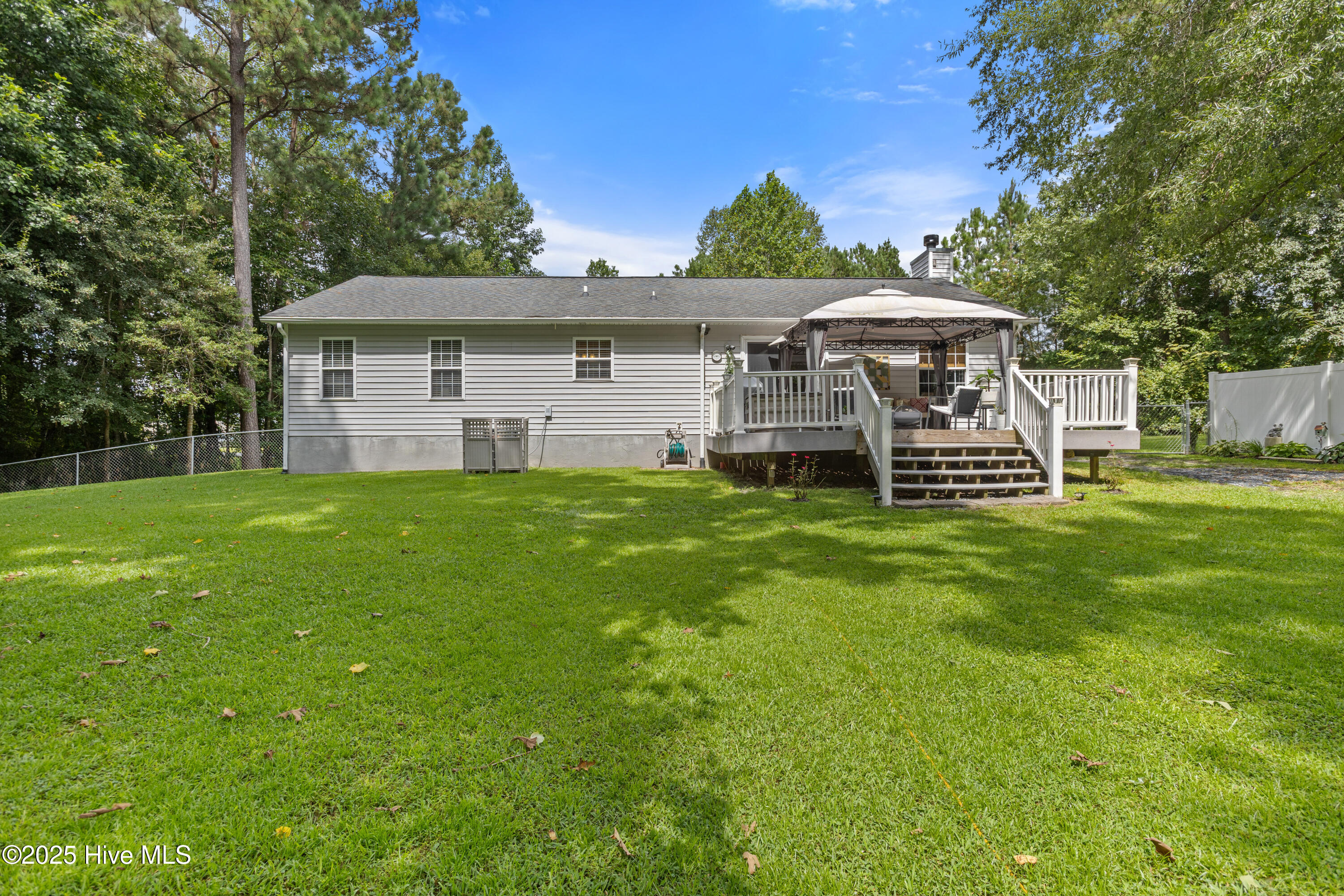 256 S Creek Drive, Jacksonville, NC 28540 – photo 22: 21-22