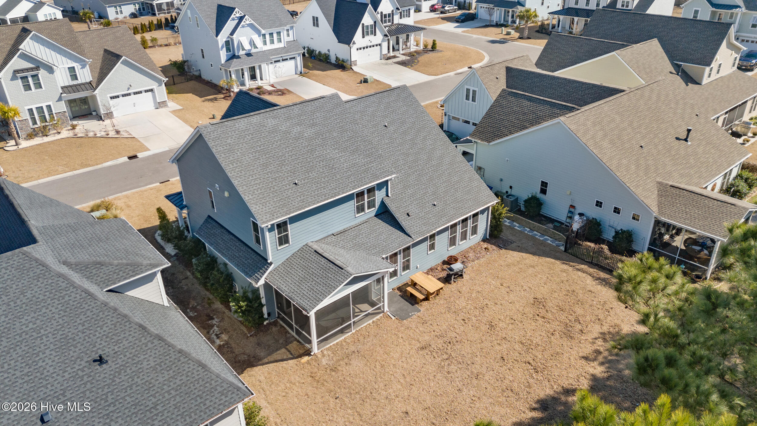 100554095 | Photo 43