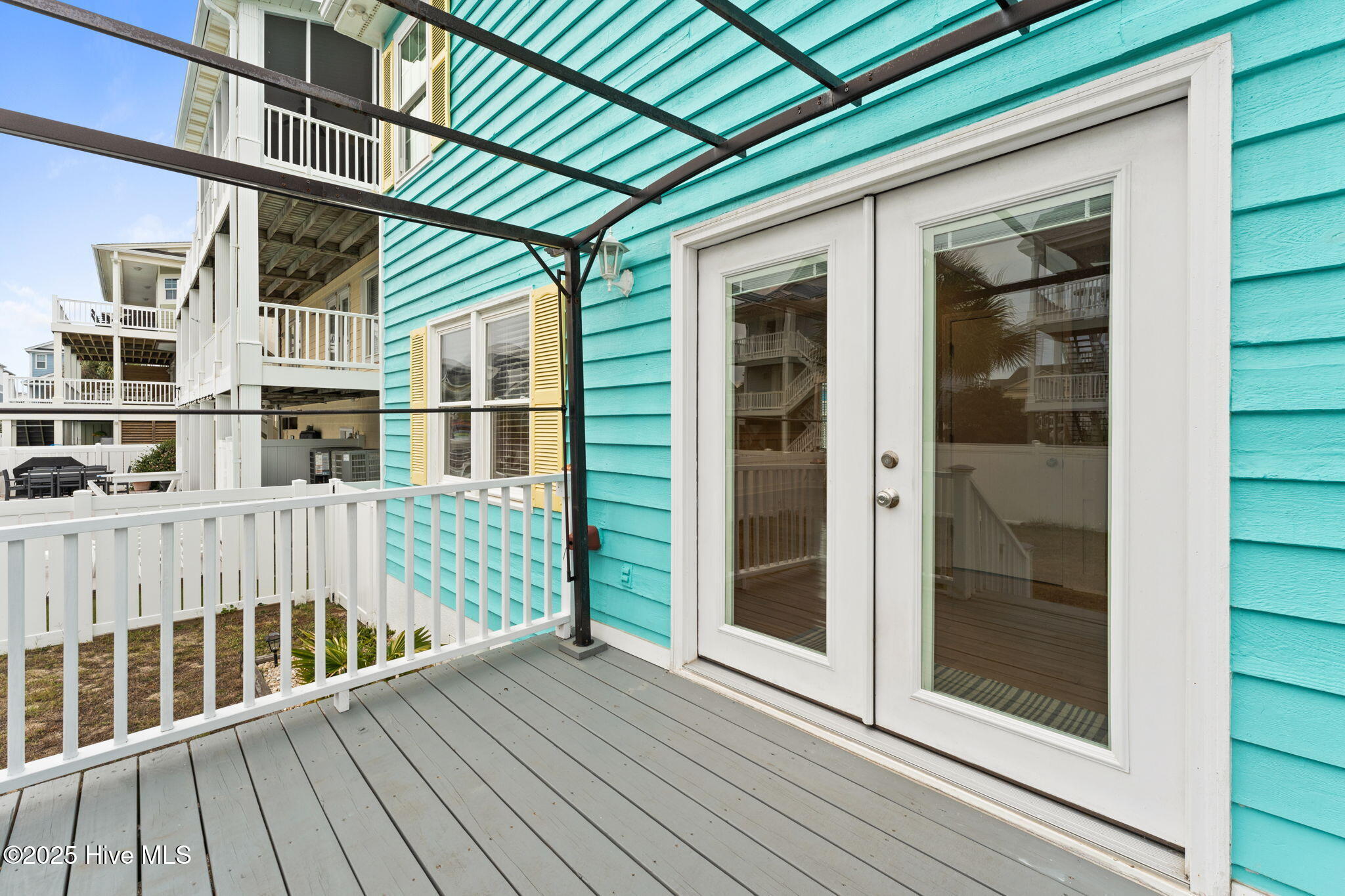 100544546 | Photo 68