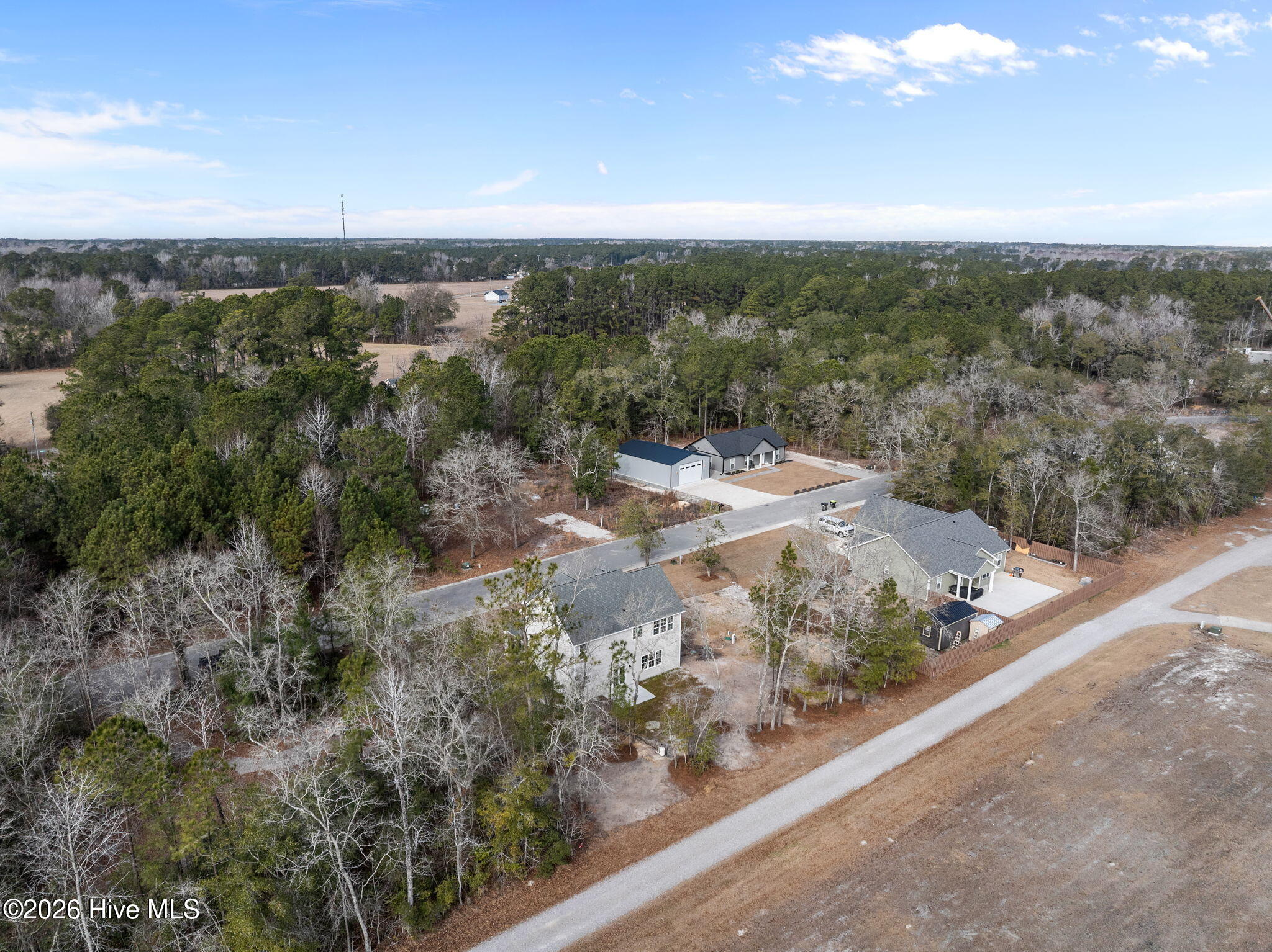 100551885 | Photo 36