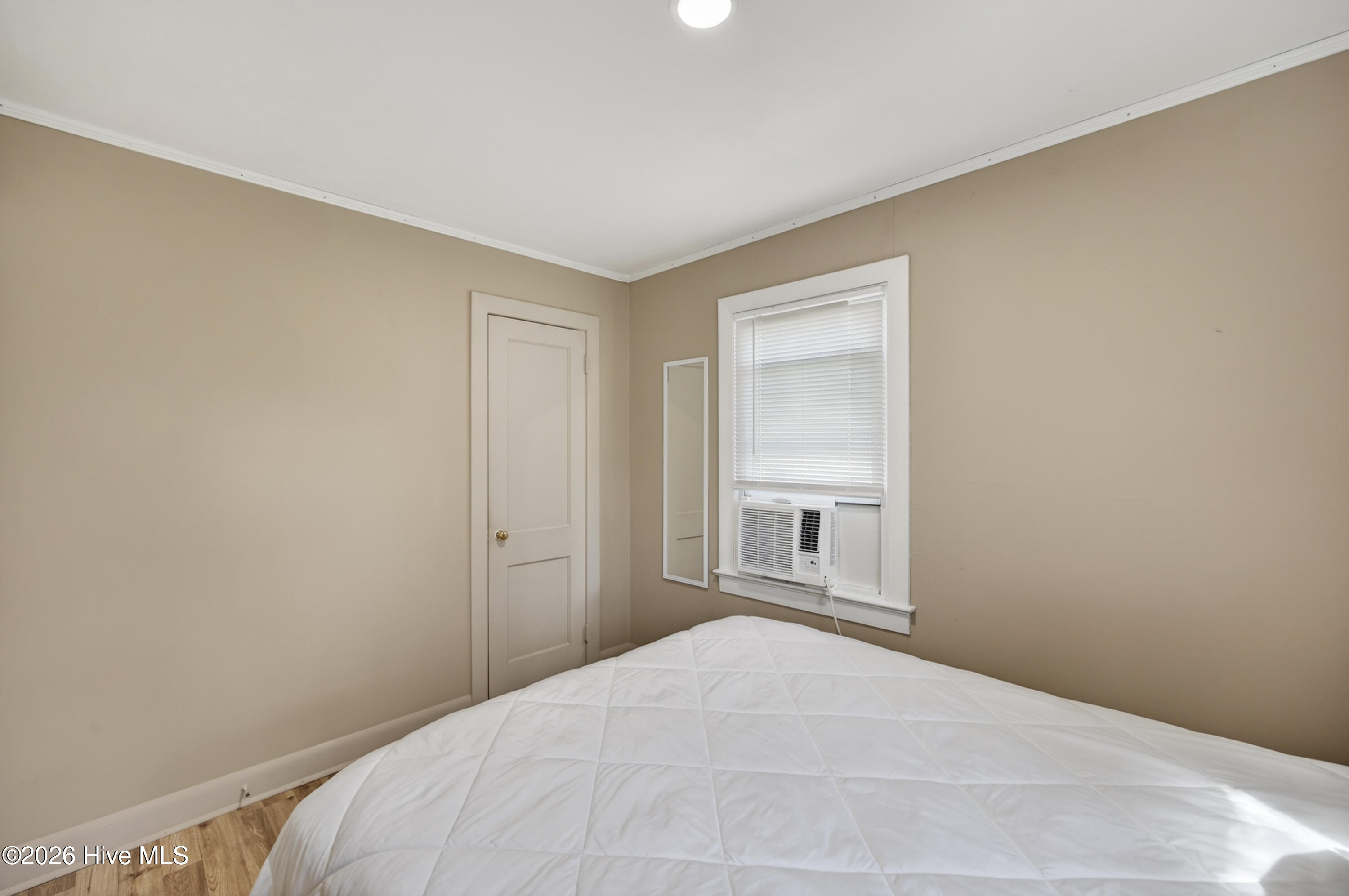 100556676 | Photo 24