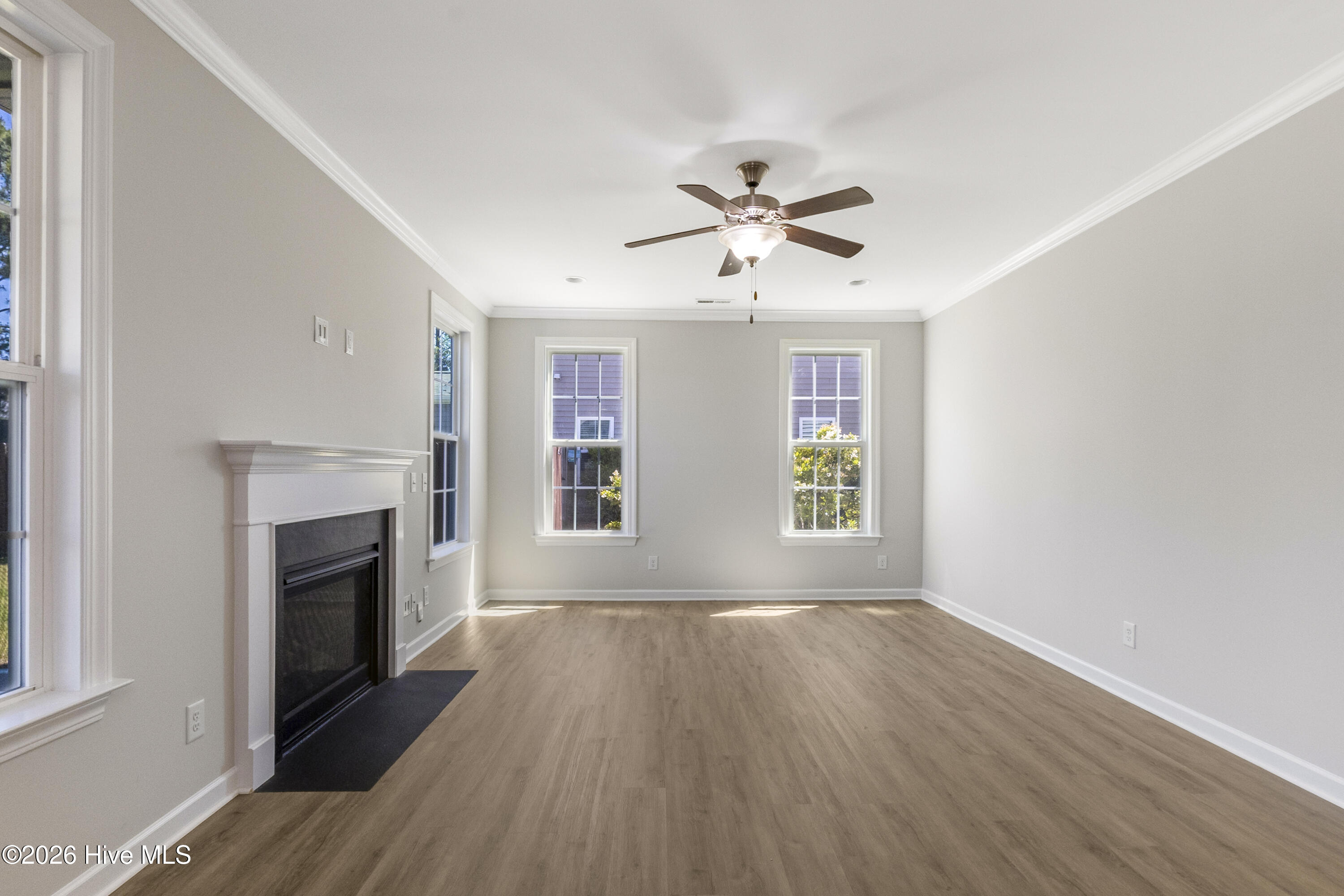 100574797 | Photo 9