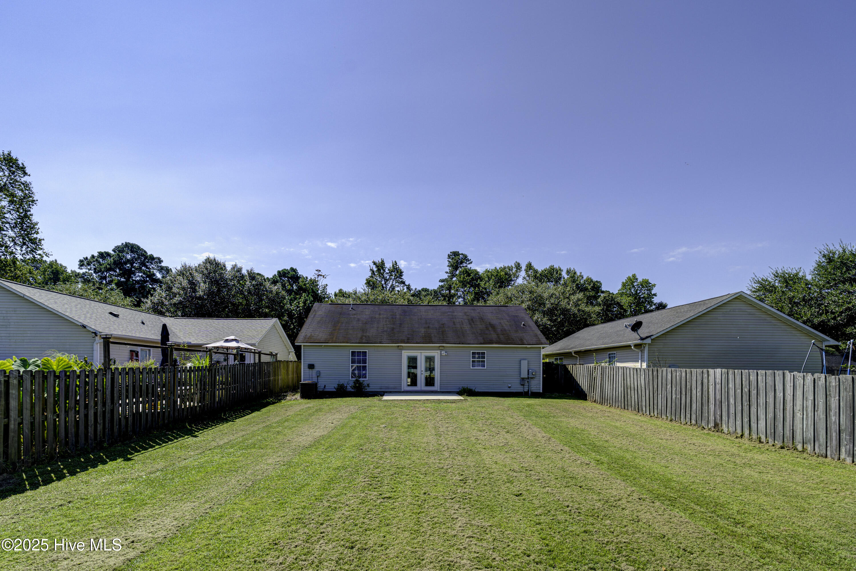 100531286 | Photo 41