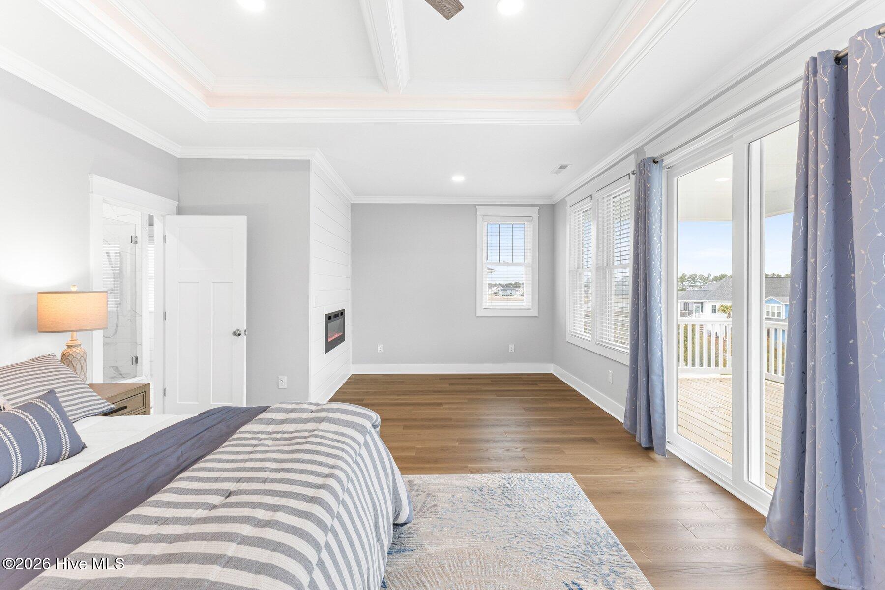 100558879 | Photo 27