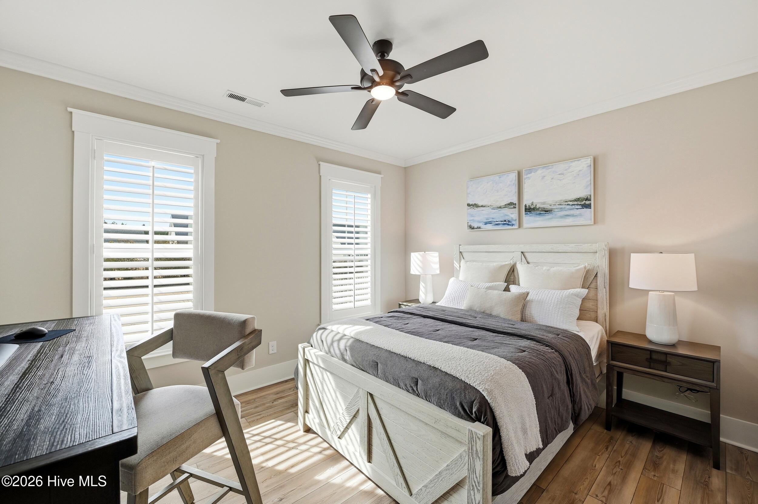 100555199 | Photo 28