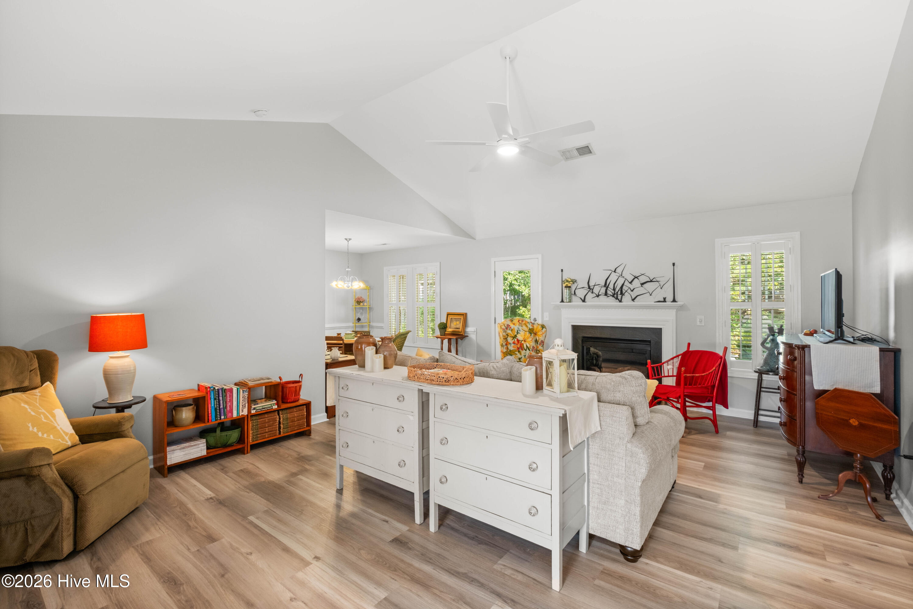 3rd image of 111 Yaupon Ct, Hampstead, NC 28443 | MLS# 100595414