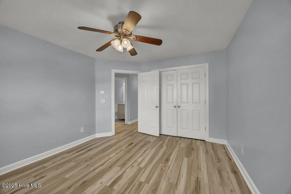 100531490 | Photo 22