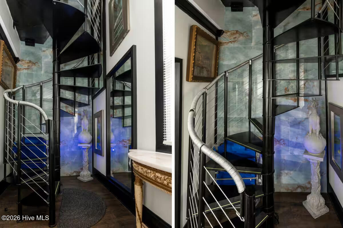 100562028 | Photo 19