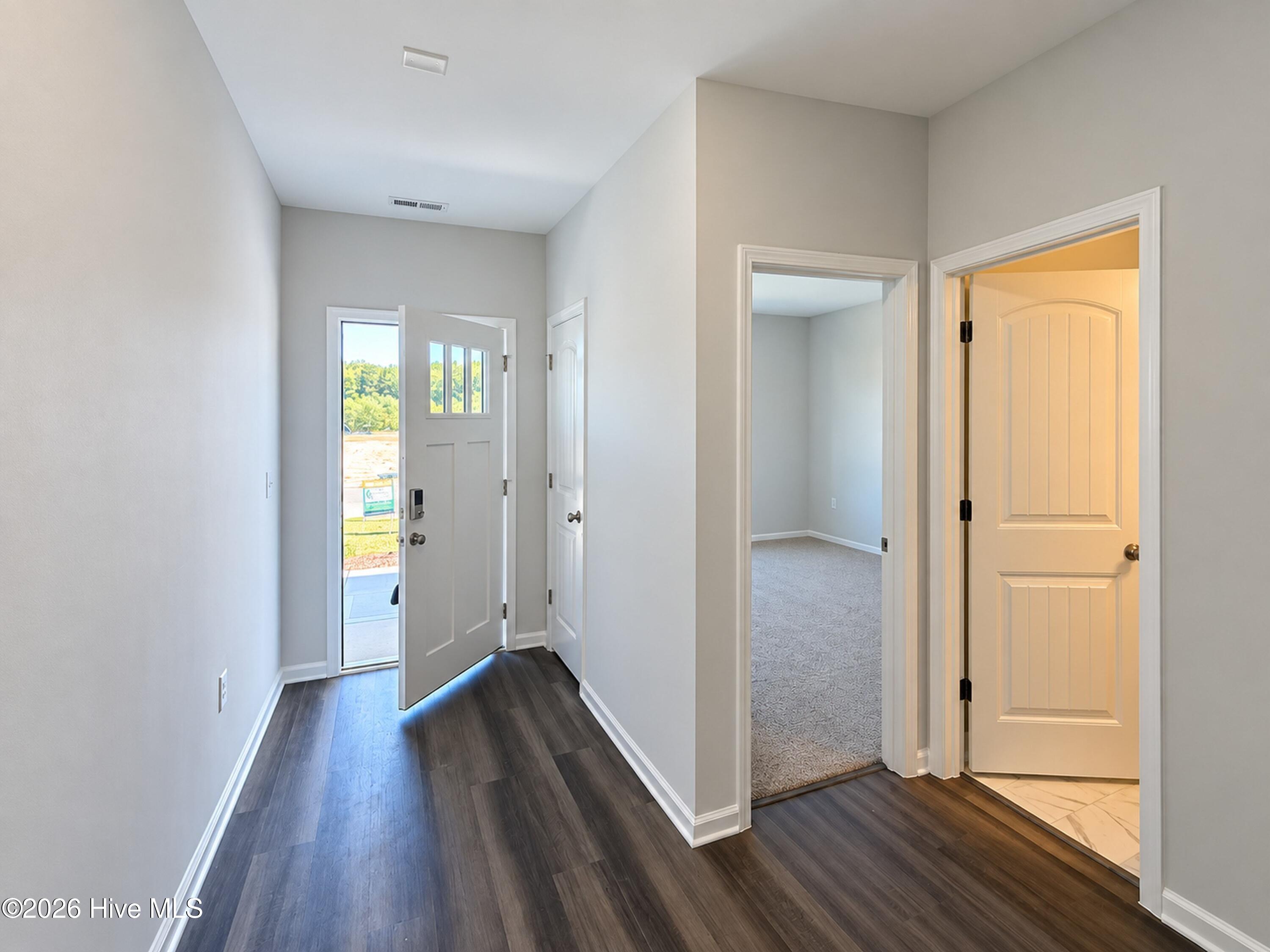 Photo 3 of Single family home for sale at 127 Crossvine St, Selma, NC 27576 | MLS# 100570657 | Listing updated on 2026-10-07
