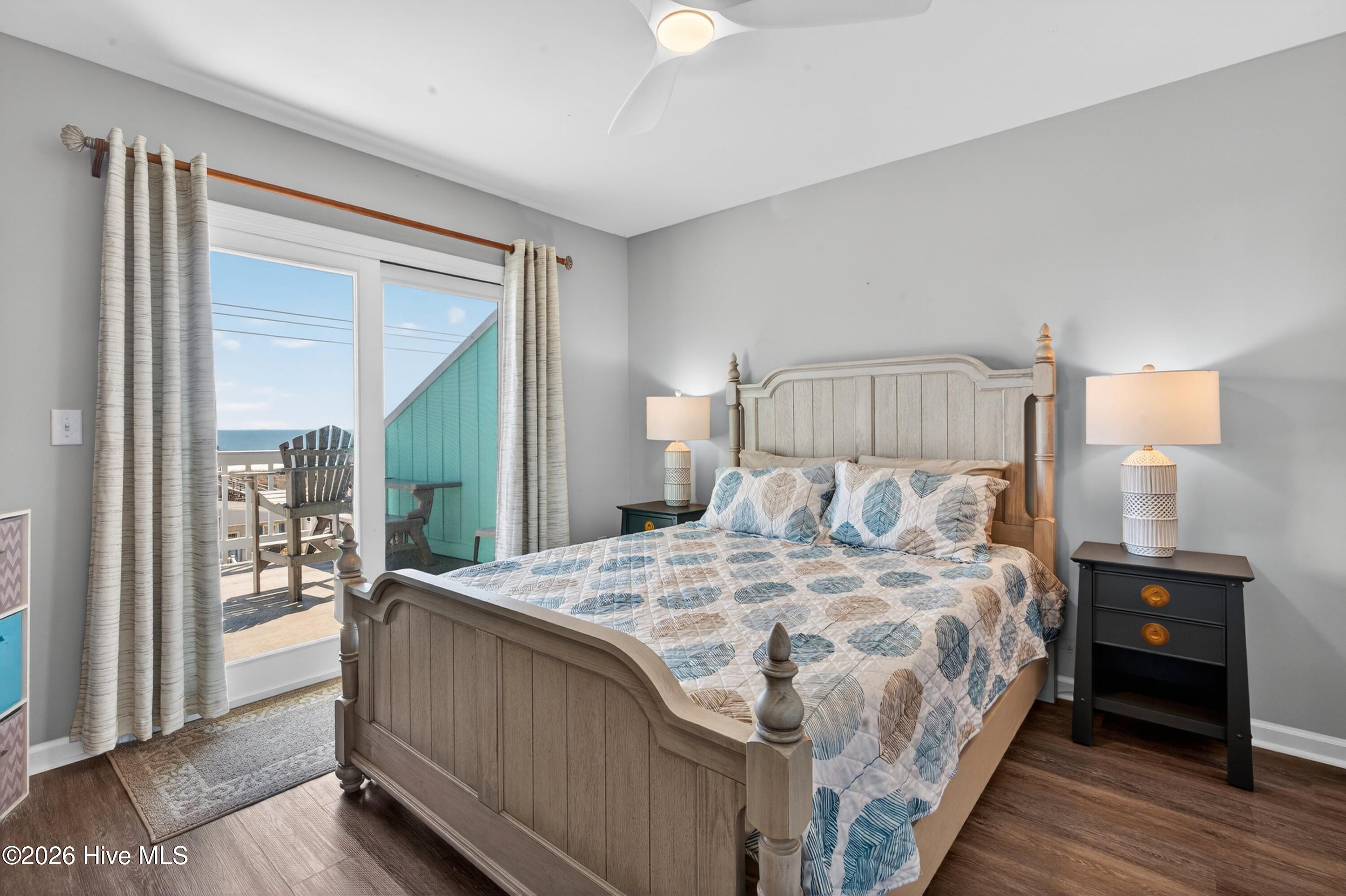 100563490 | Photo 32